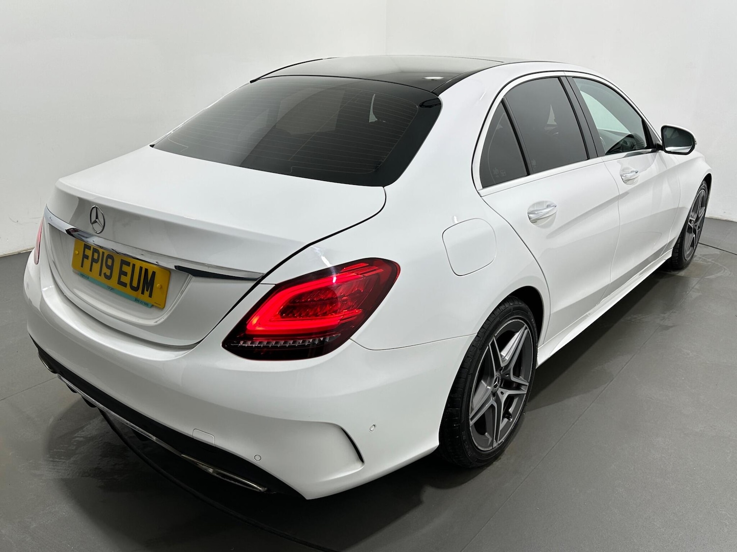 Used Mercedes-Benz C Class 2019 for sale - 77586345: Photo 54