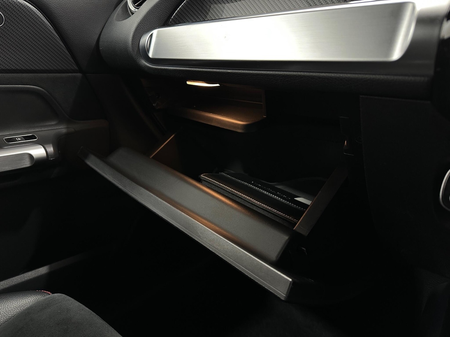 Used Mercedes-Benz GLB 2021 for sale - 76878683: Photo 27