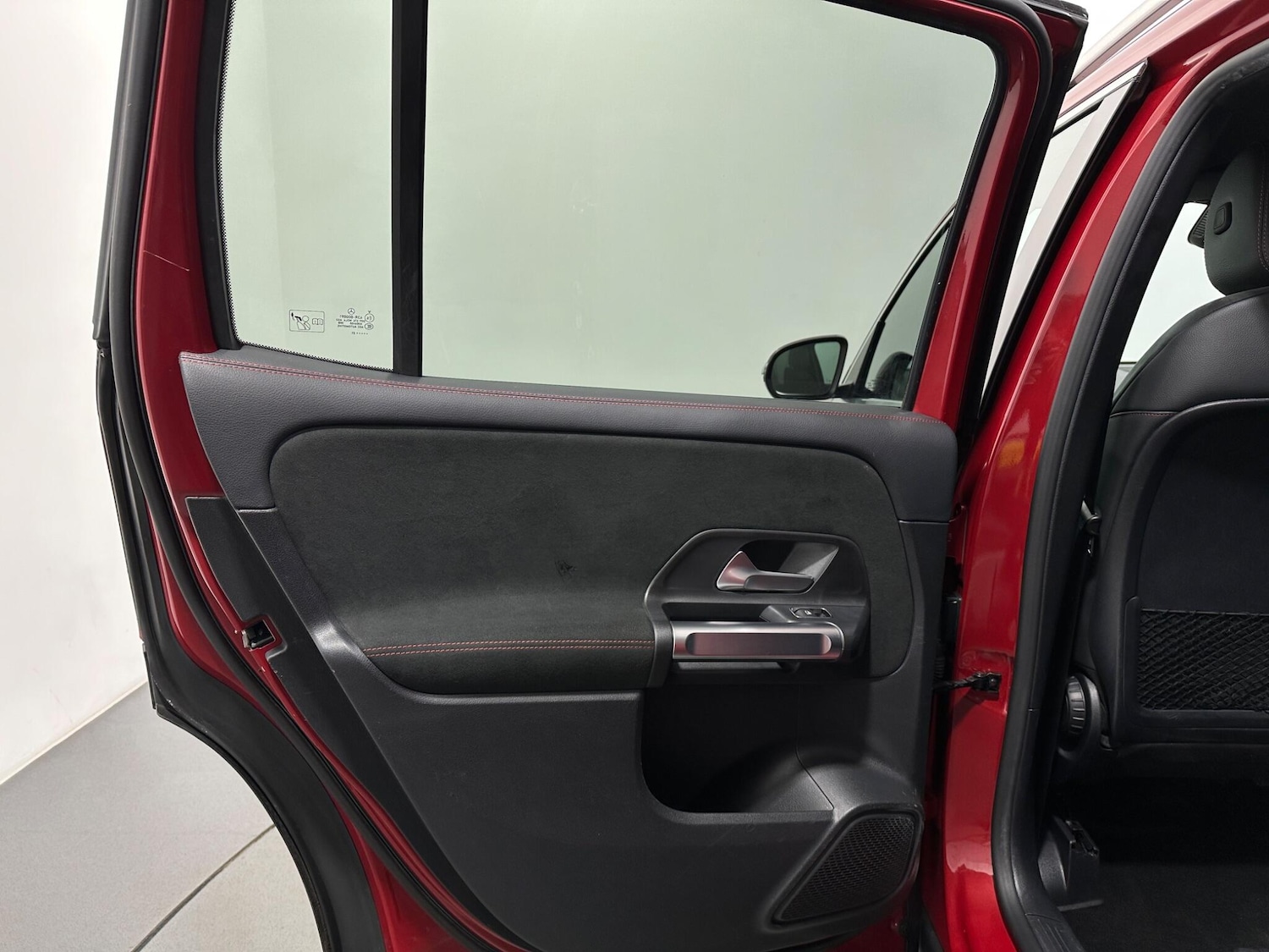 Used Mercedes-Benz GLB 2021 for sale - 76878683: Photo 40