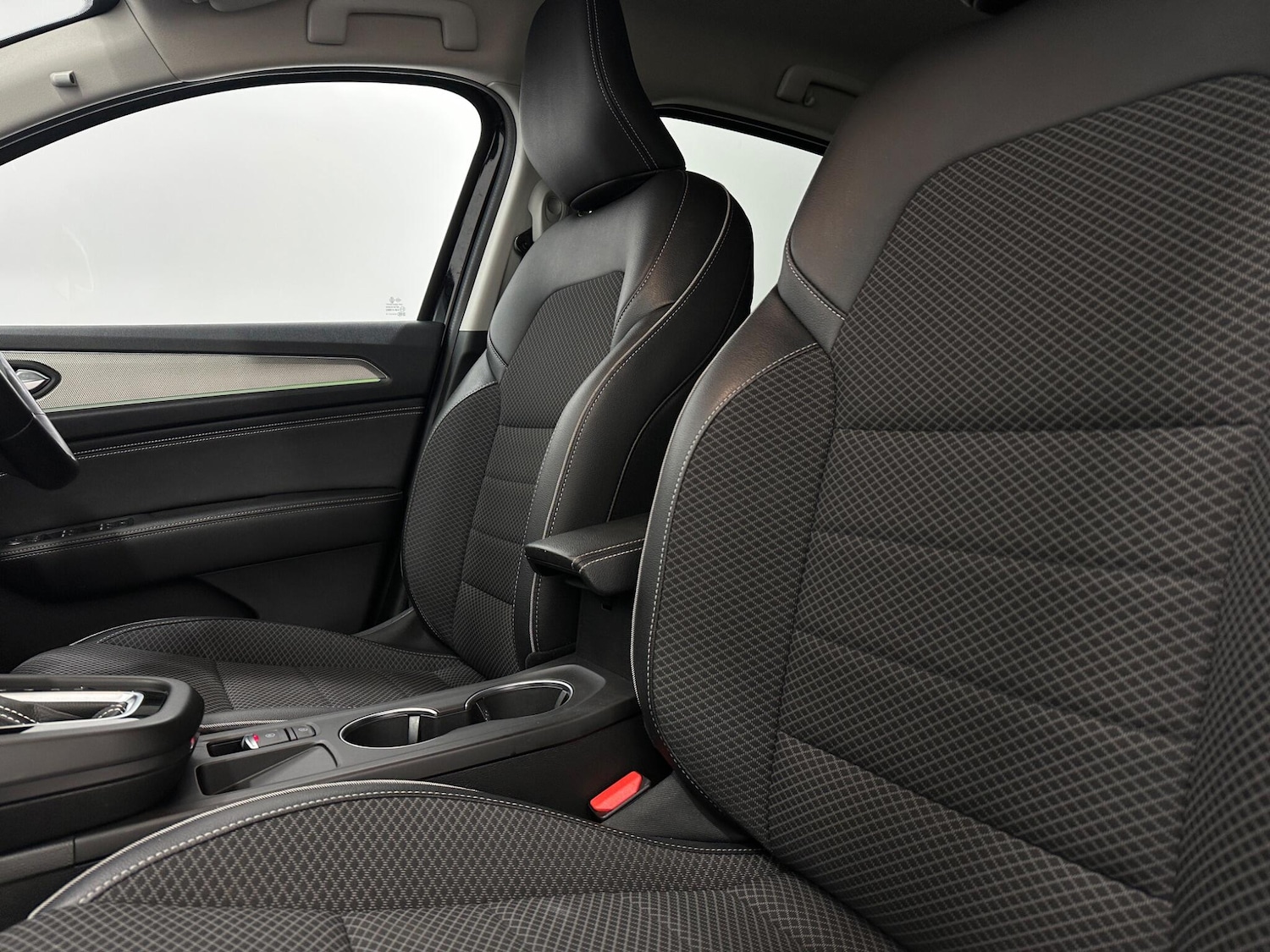 Used Renault Arkana 2022 for sale - 76878499: Photo 31