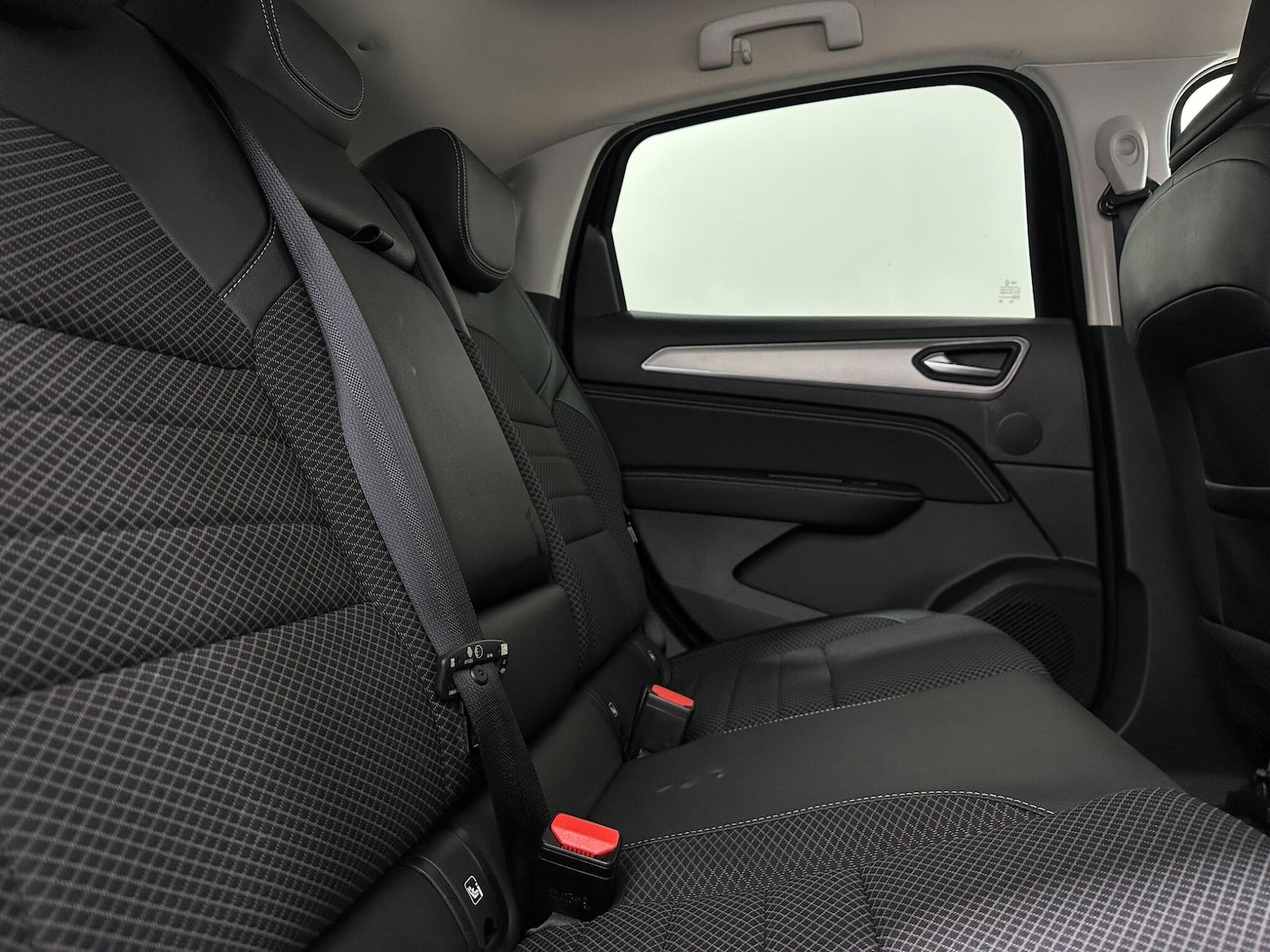 Used Renault Arkana 2022 for sale - 76878499: Photo 39