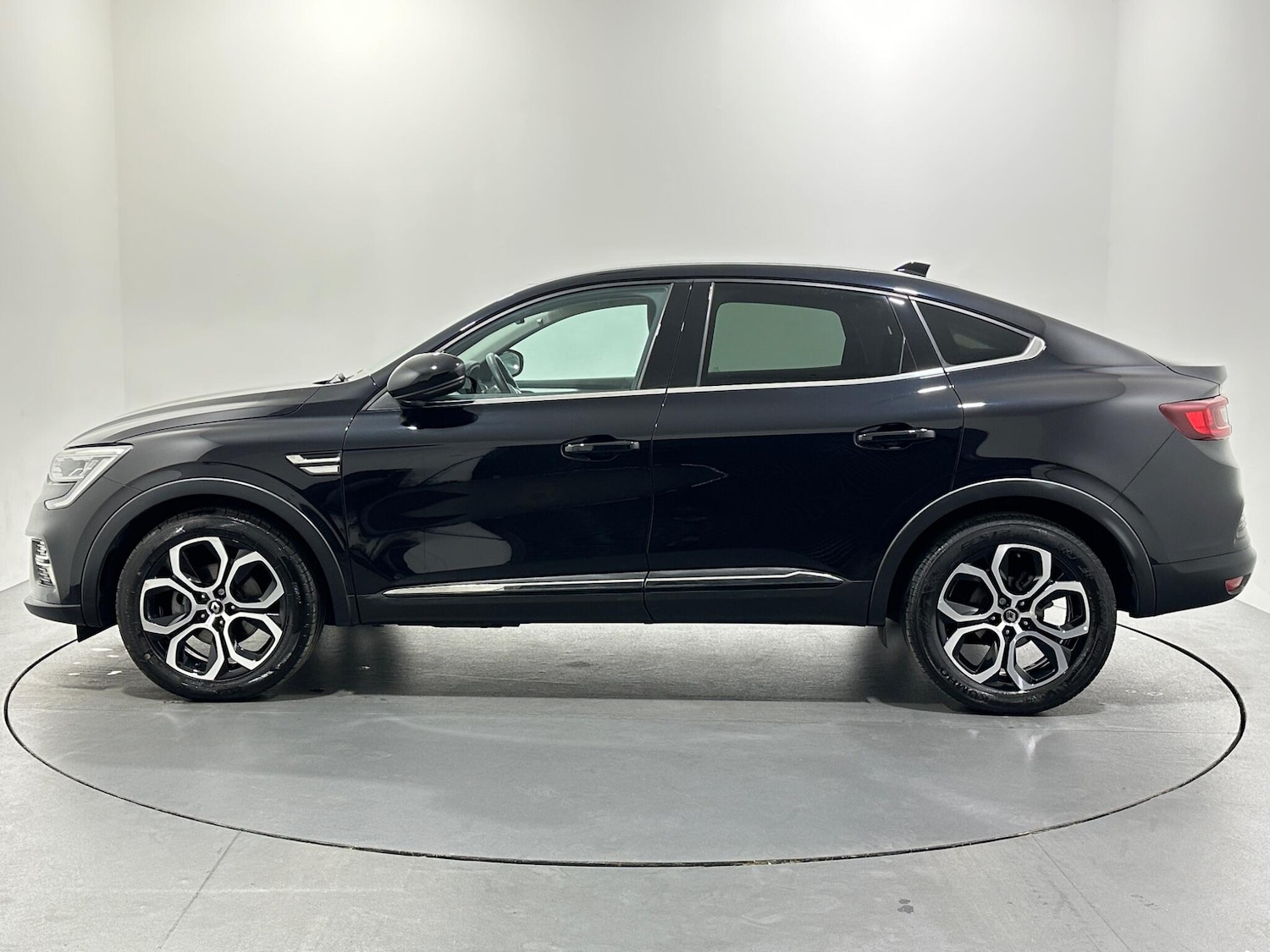 Used Renault Arkana 2022 for sale - 76878499: Photo 5