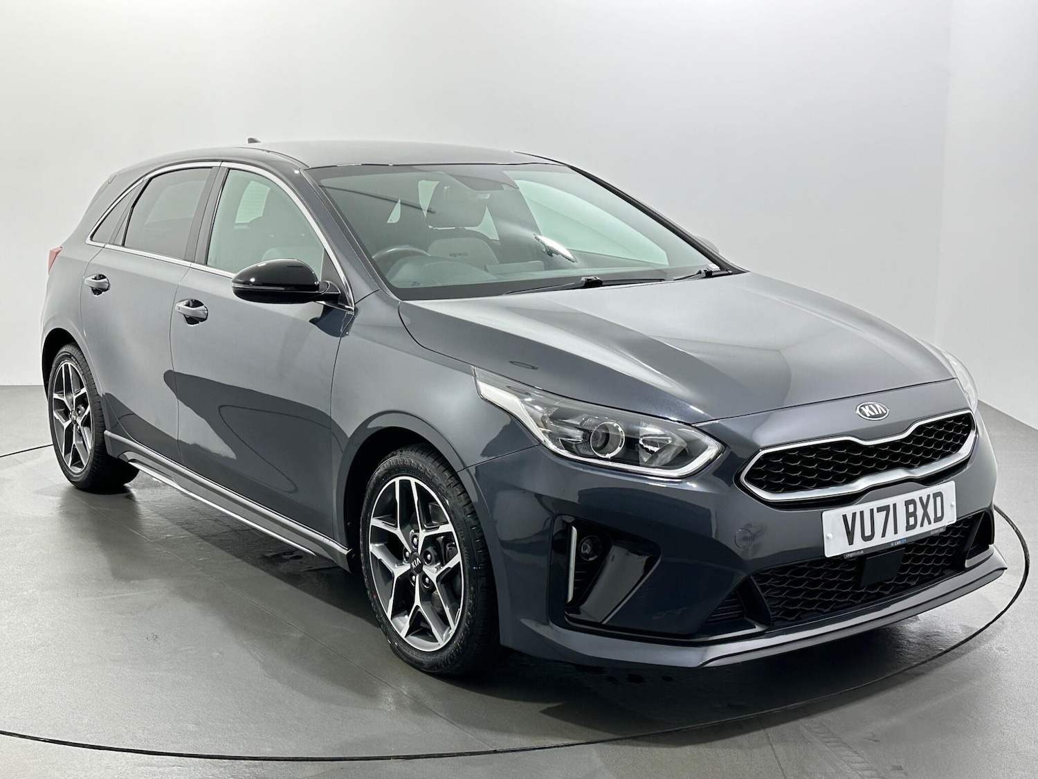 Used Kia Ceed 2021 for sale - 76878810: Photo 1
