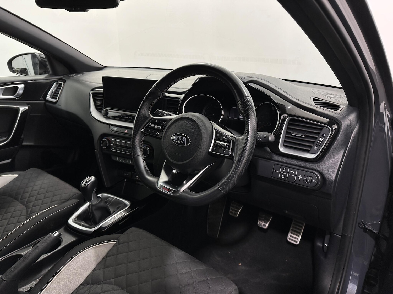 Used Kia Ceed 2021 for sale - 76878810: Photo 10