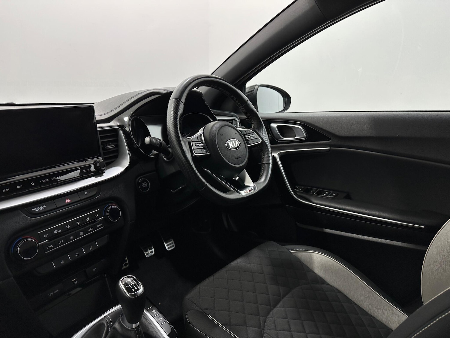 Used Kia Ceed 2021 for sale - 76878810: Photo 29