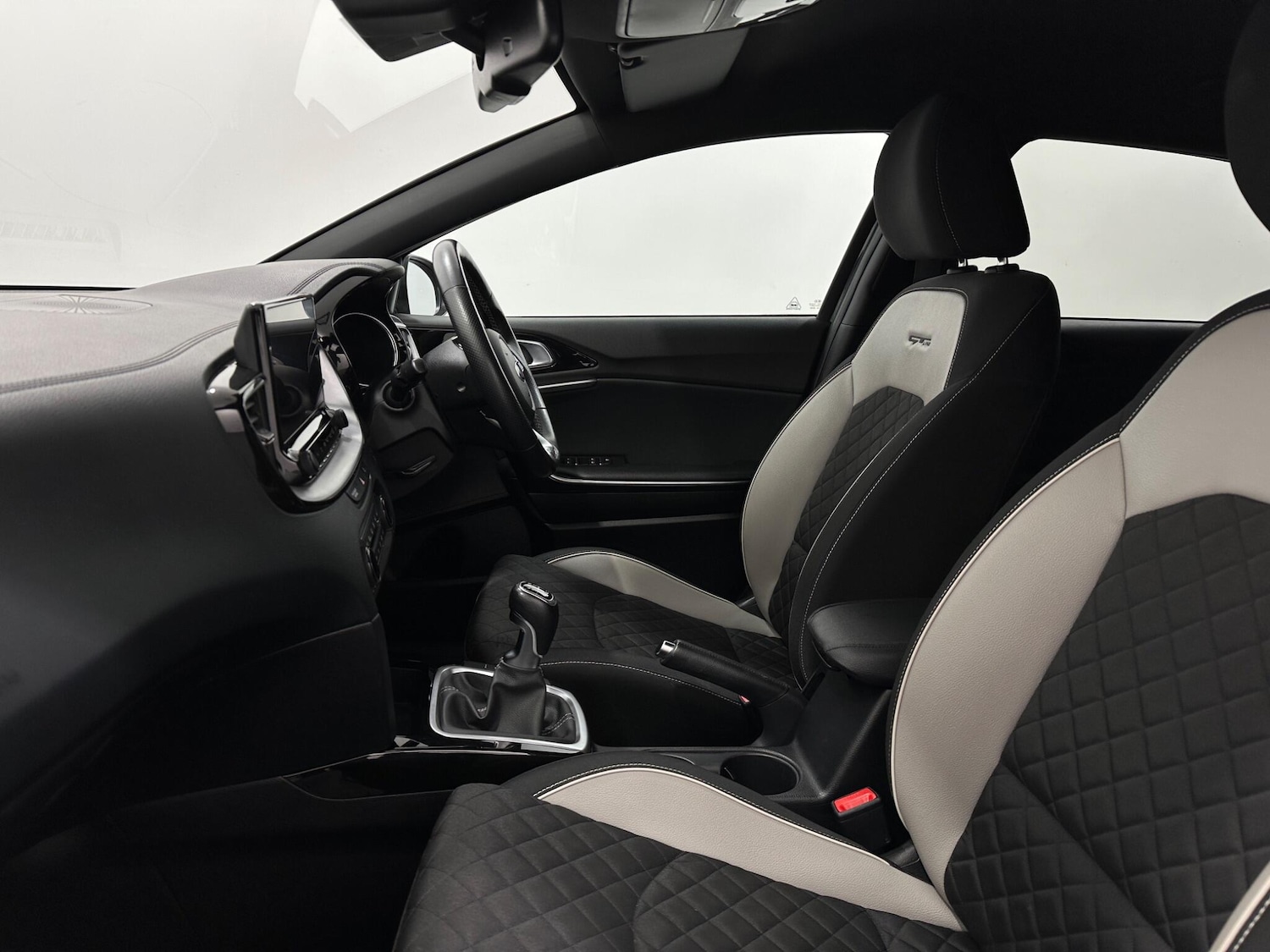 Used Kia Ceed 2021 for sale - 76878810: Photo 33