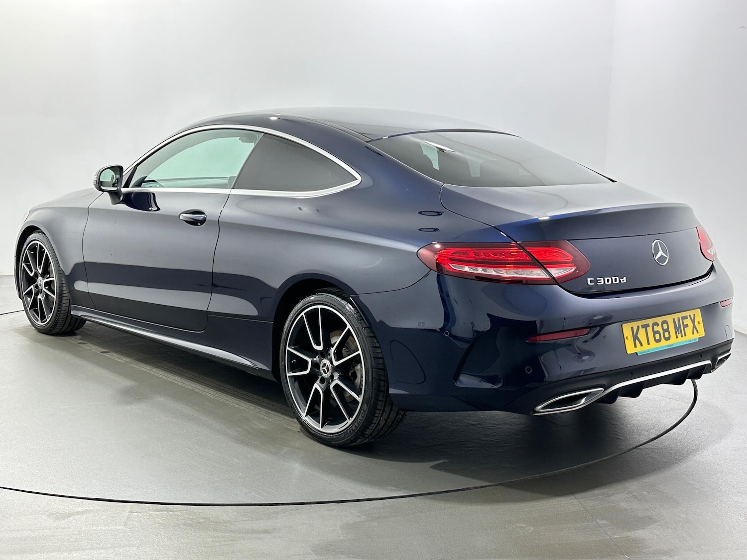 Used Mercedes-Benz C Class 2019 for sale - 77097548: Photo 6