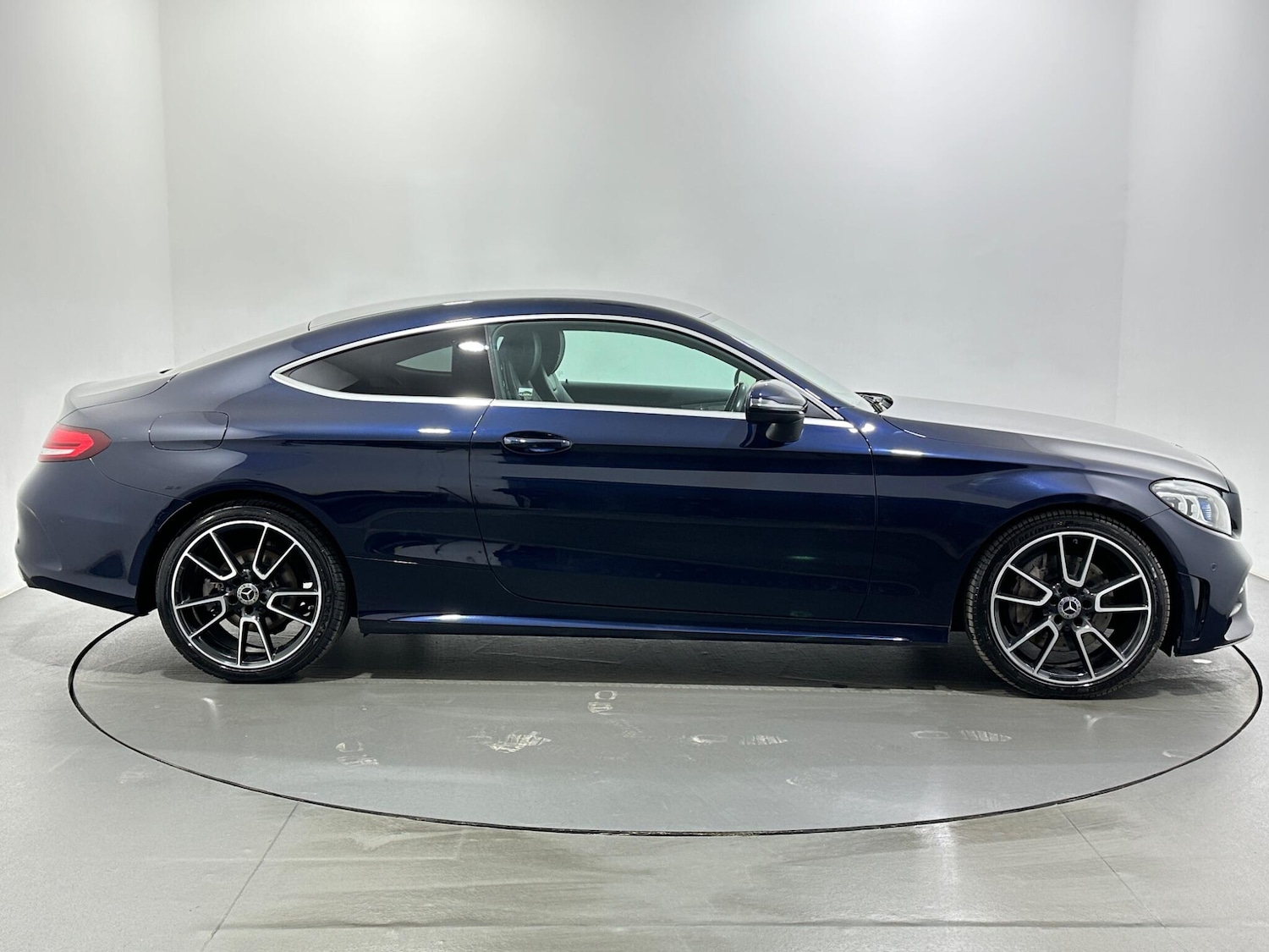 Used Mercedes-Benz C Class 2019 for sale - 77097548: Photo 9