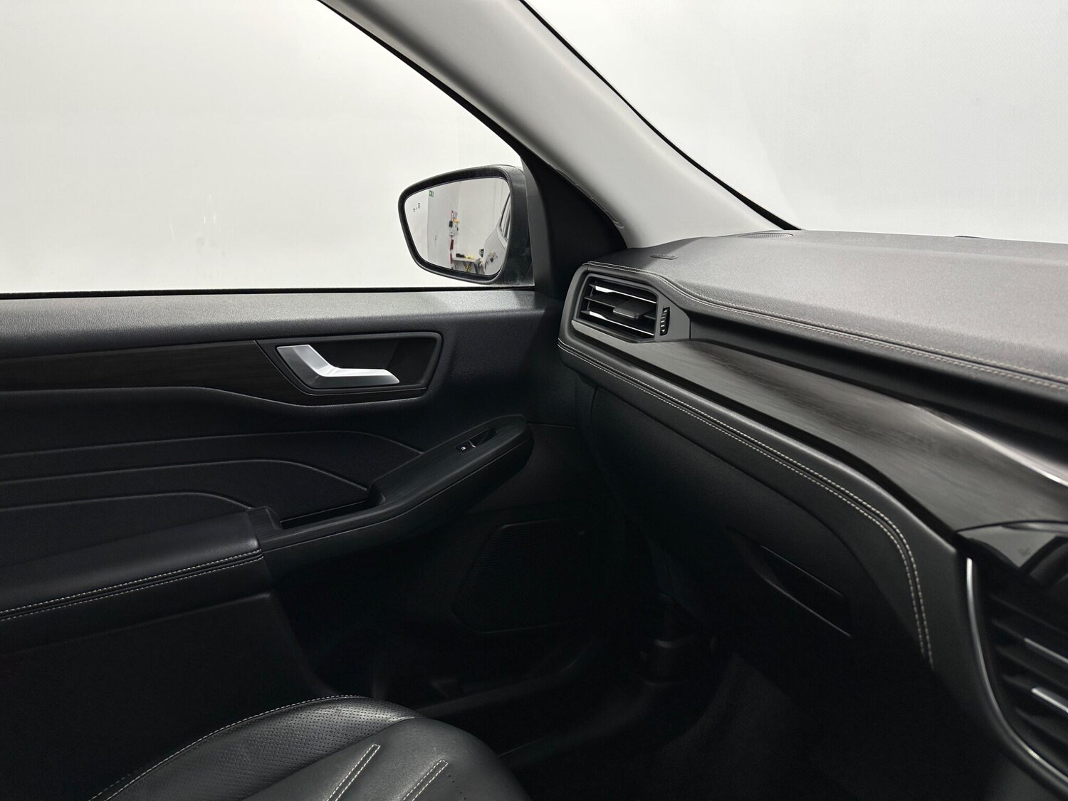 Used Ford Kuga 2021 for sale - 77400436: Photo 28