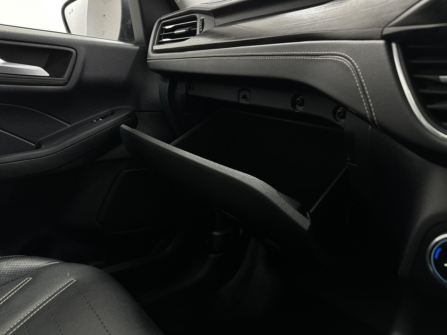 Used Ford Kuga 2021 for sale - 77400436: Photo 29