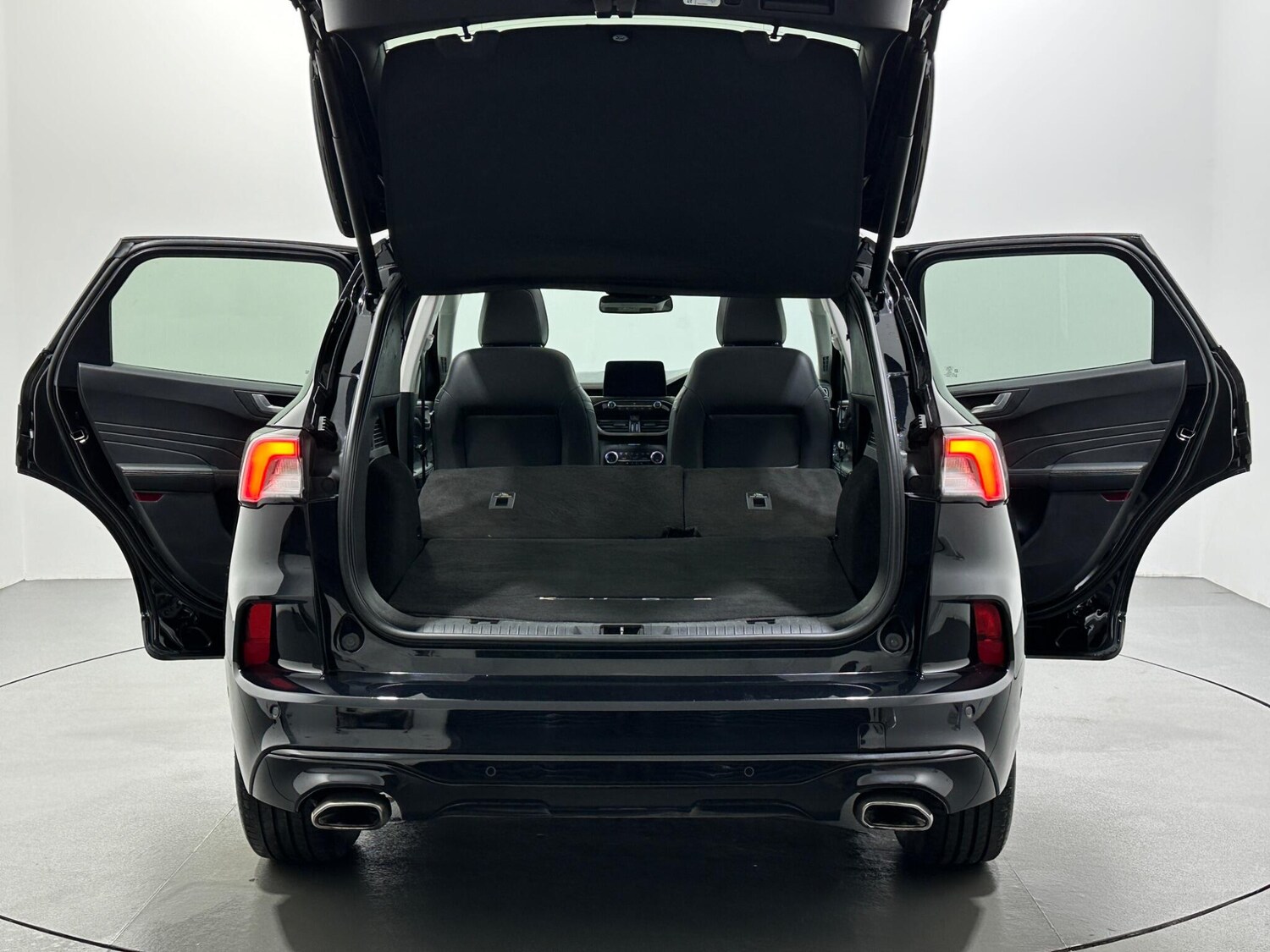 Used Ford Kuga 2021 for sale - 77400436: Photo 46