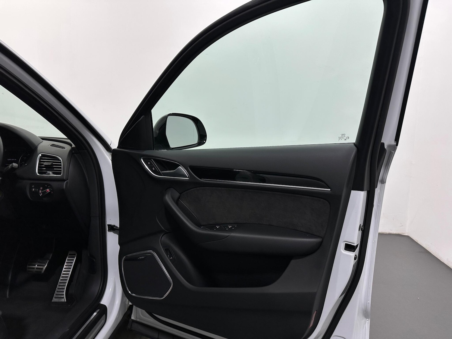 Used Audi Q3 for sale - 77784166: Photo 33