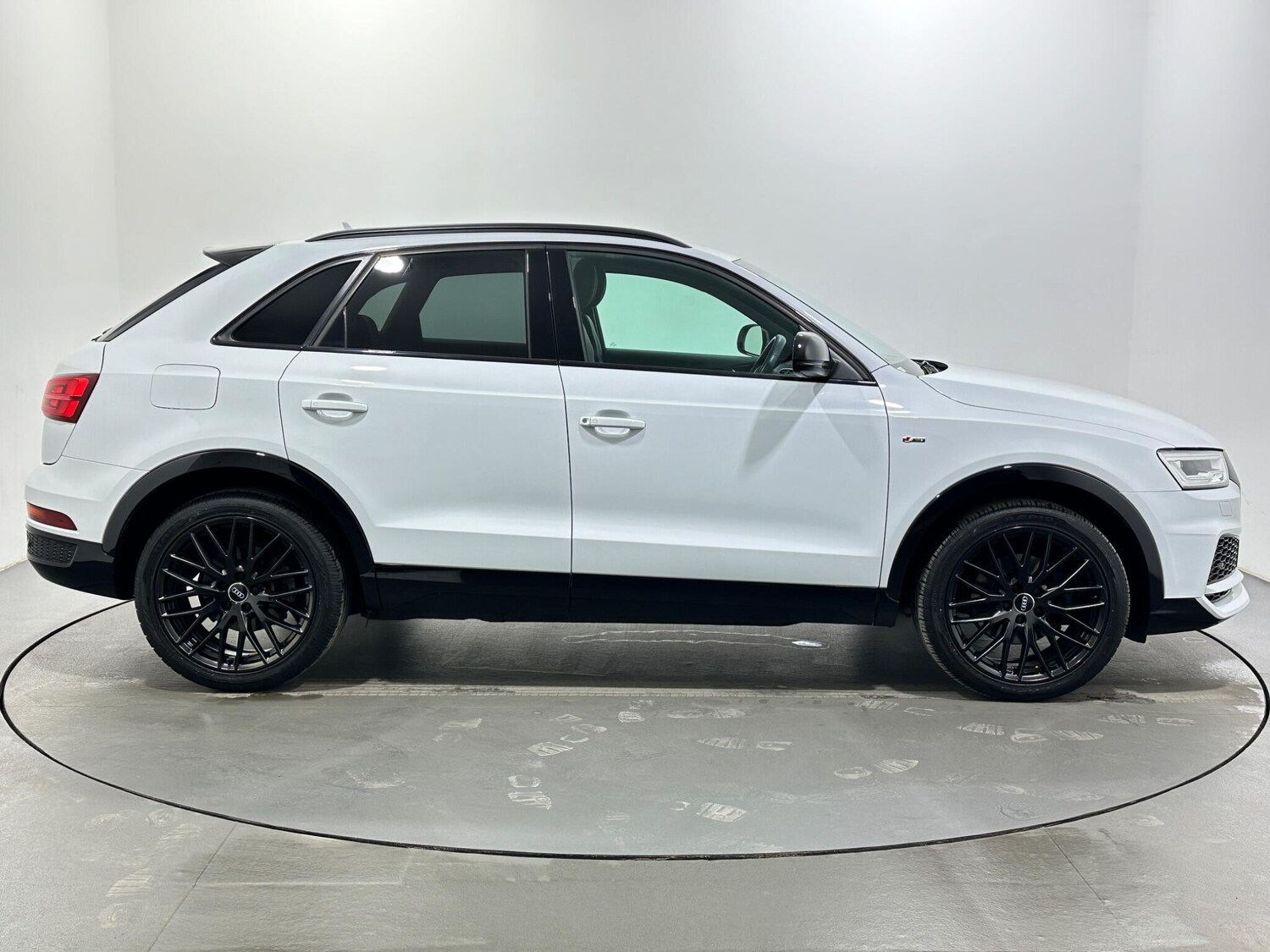 Used Audi Q3 for sale - 77784166: Photo 9