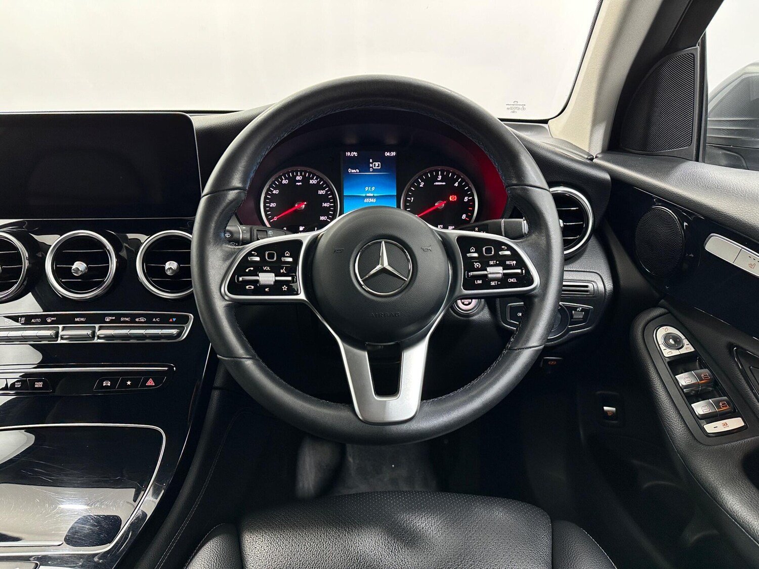 Used Mercedes-Benz GLC 2019 for sale - 77658928: Photo 13