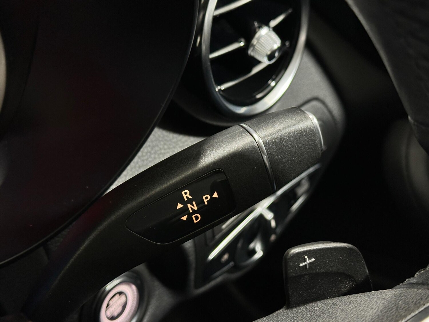 Used Mercedes-Benz GLC 2019 for sale - 77658928: Photo 17