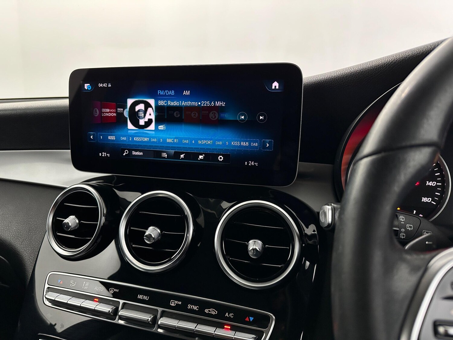 Used Mercedes-Benz GLC 2019 for sale - 77658928: Photo 26