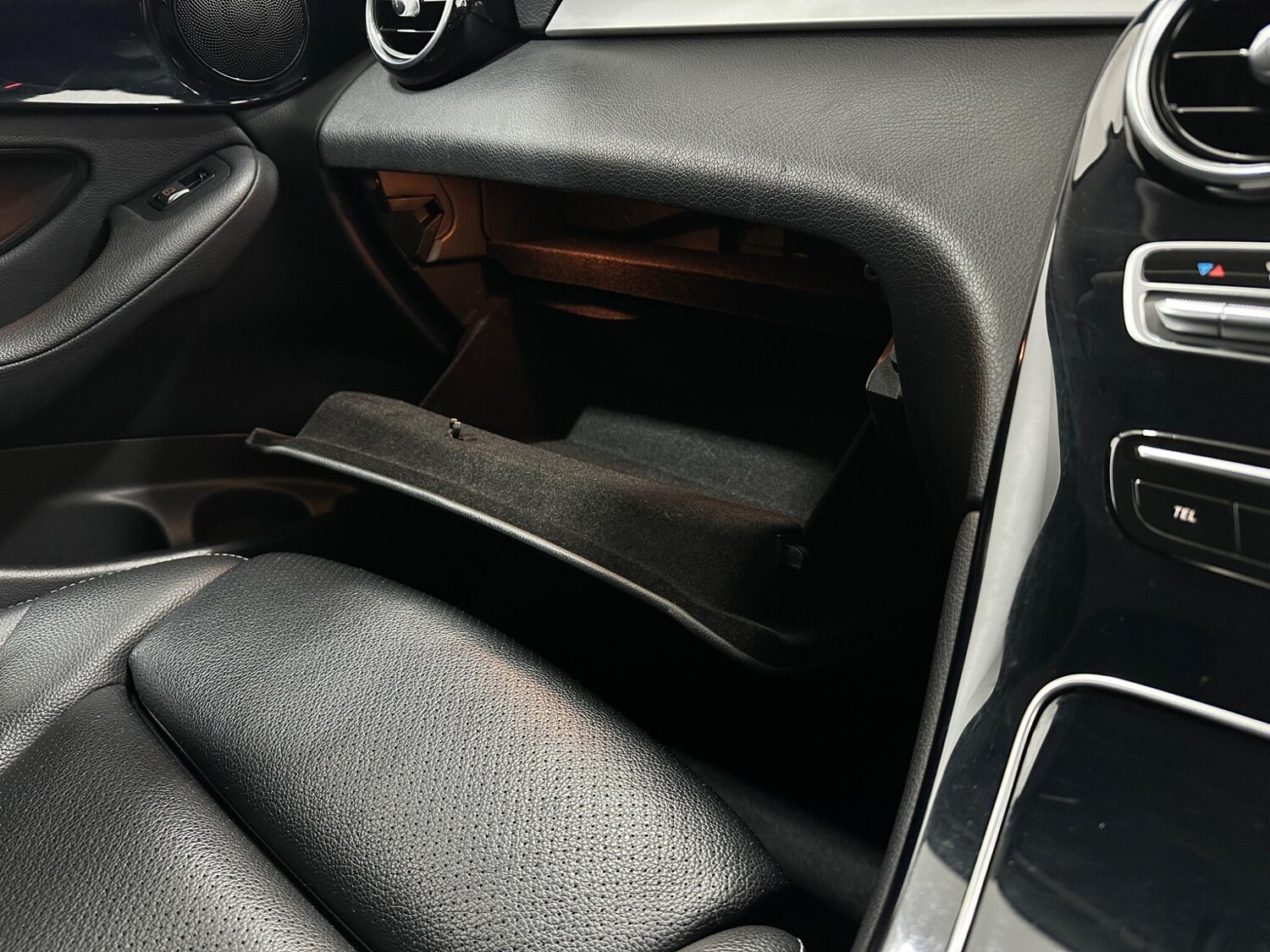 Used Mercedes-Benz GLC 2019 for sale - 77658928: Photo 29