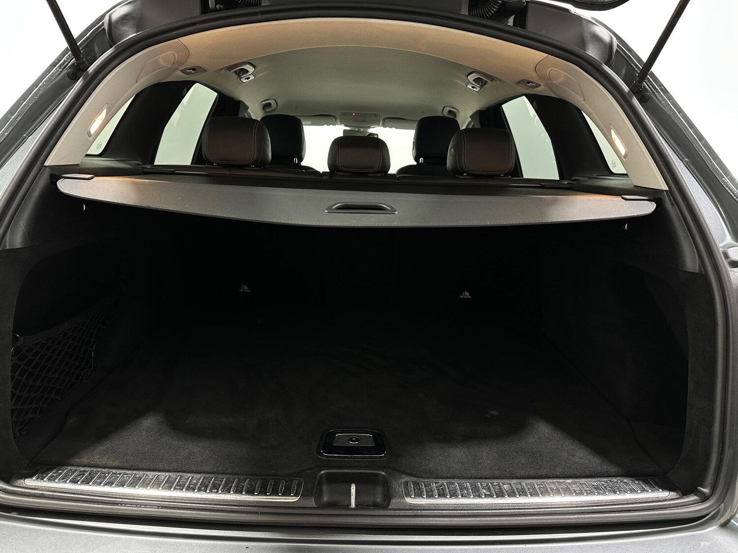 Used Mercedes-Benz GLC 2019 for sale - 77658928: Photo 48