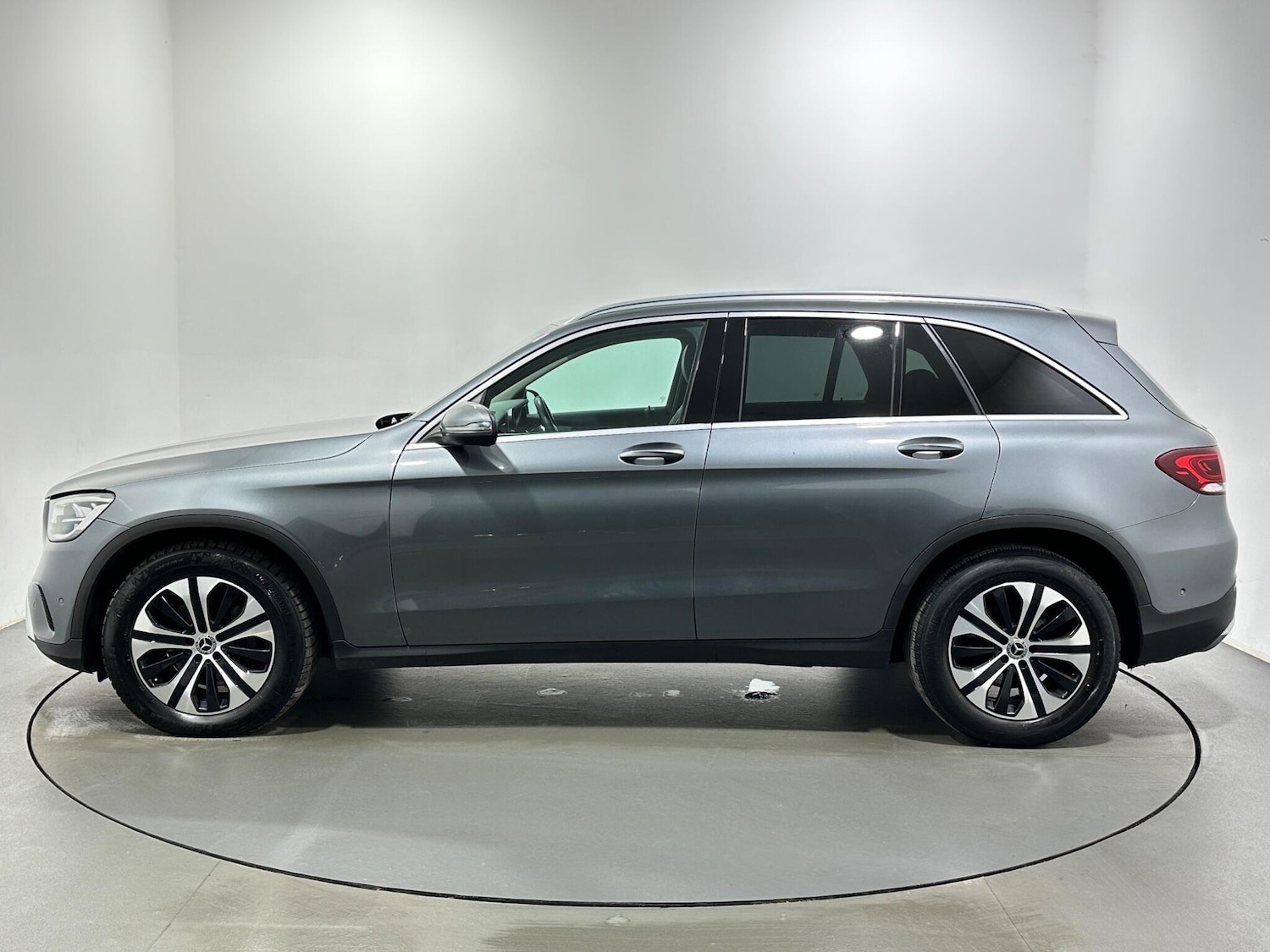 Used Mercedes-Benz GLC 2019 for sale - 77658928: Photo 5