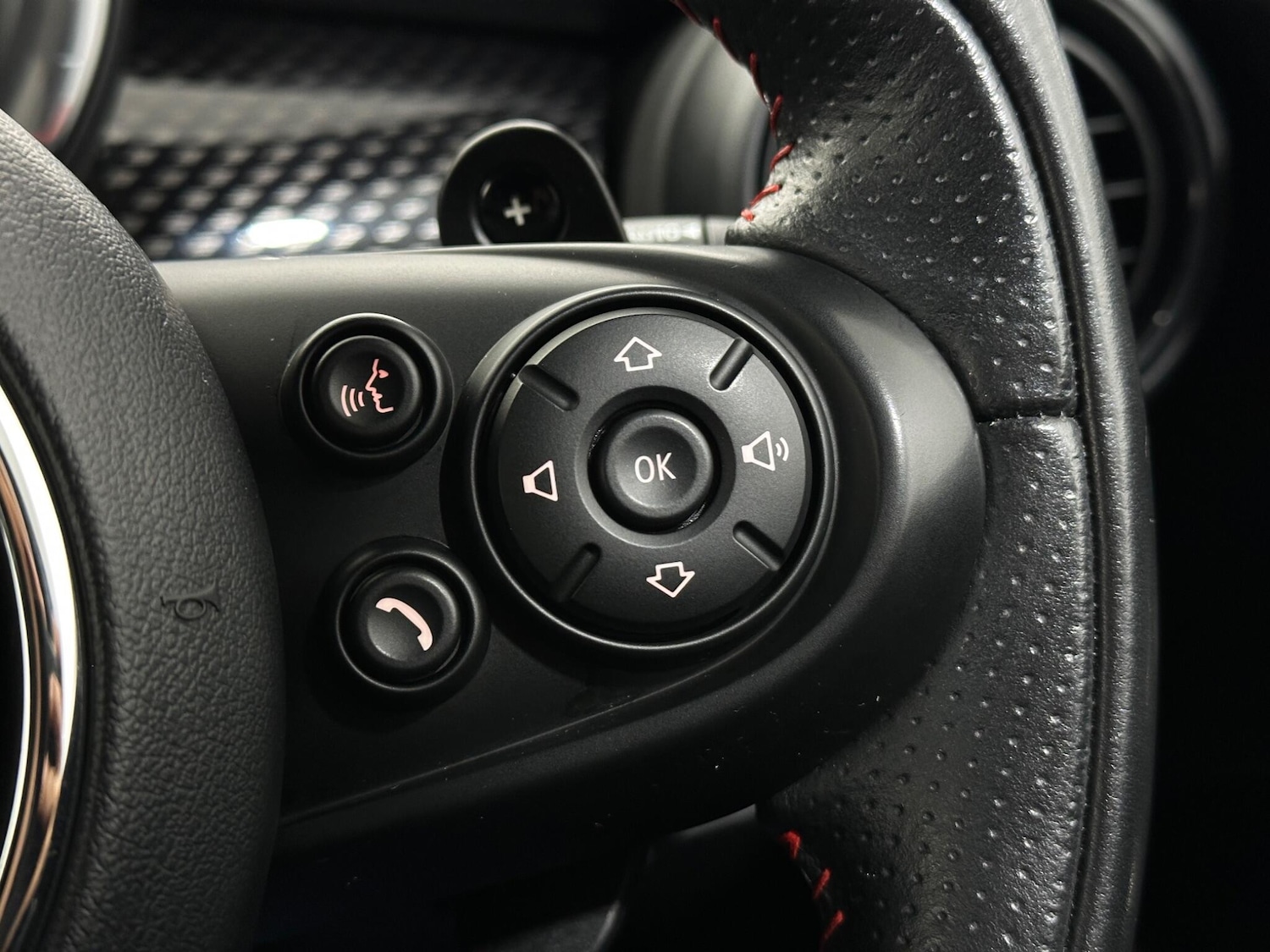 Used MINI Hatch 2020 for sale - 76878610: Photo 14