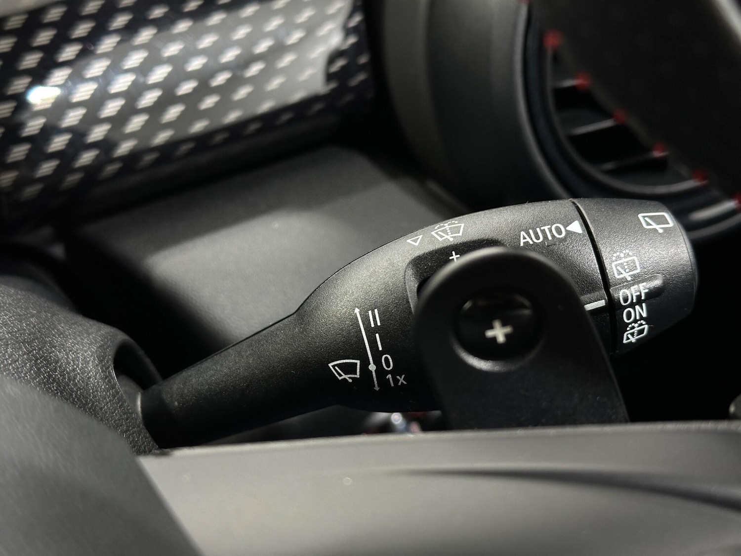 Used MINI Hatch 2020 for sale - 76878610: Photo 15