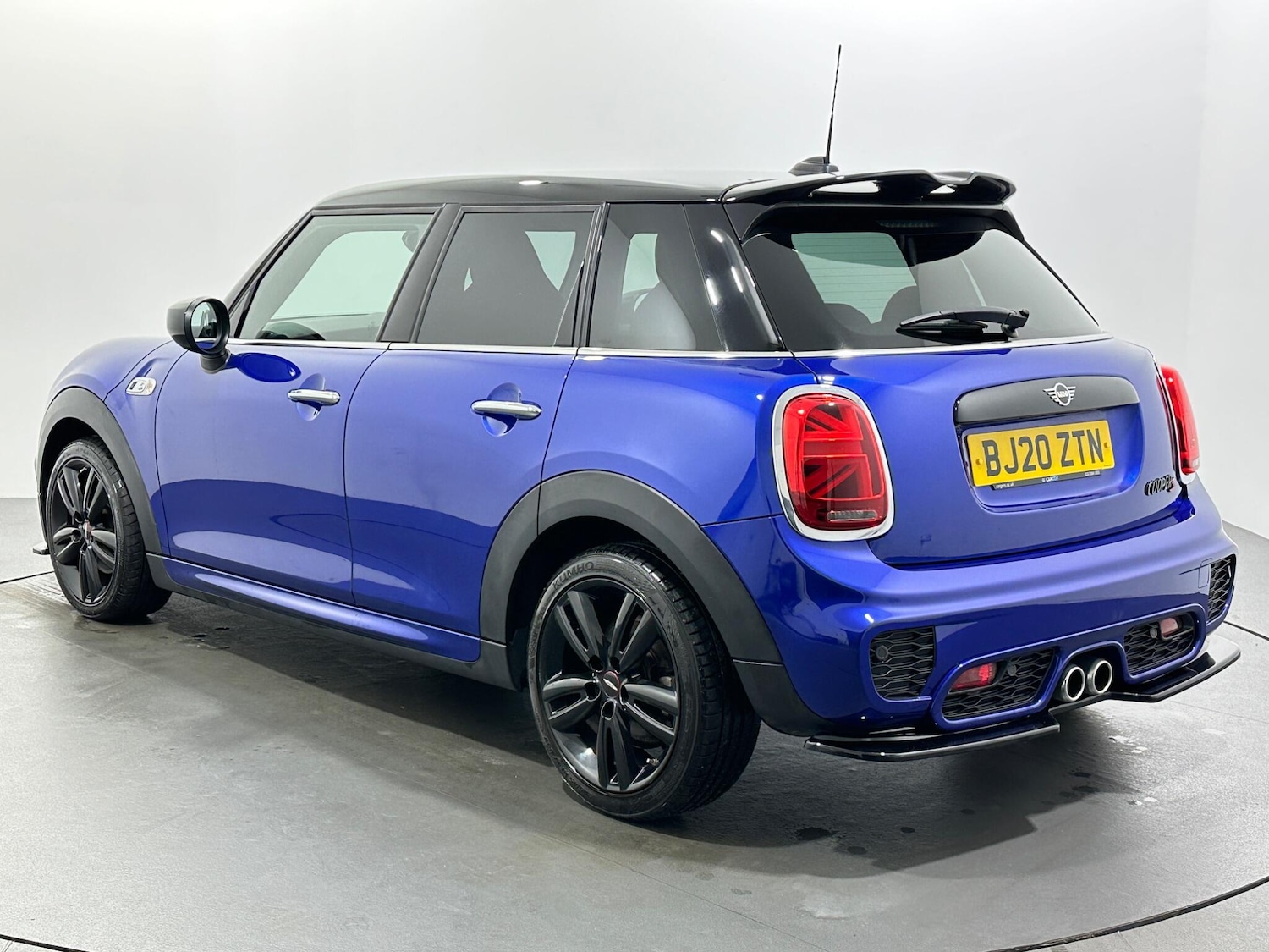 Used MINI Hatch 2020 for sale - 76878610: Photo 4