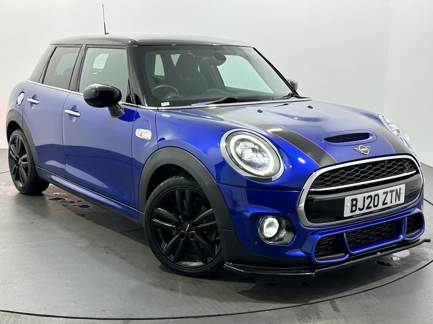 Used MINI Hatch 2020 for sale - 76878610: Photo 51