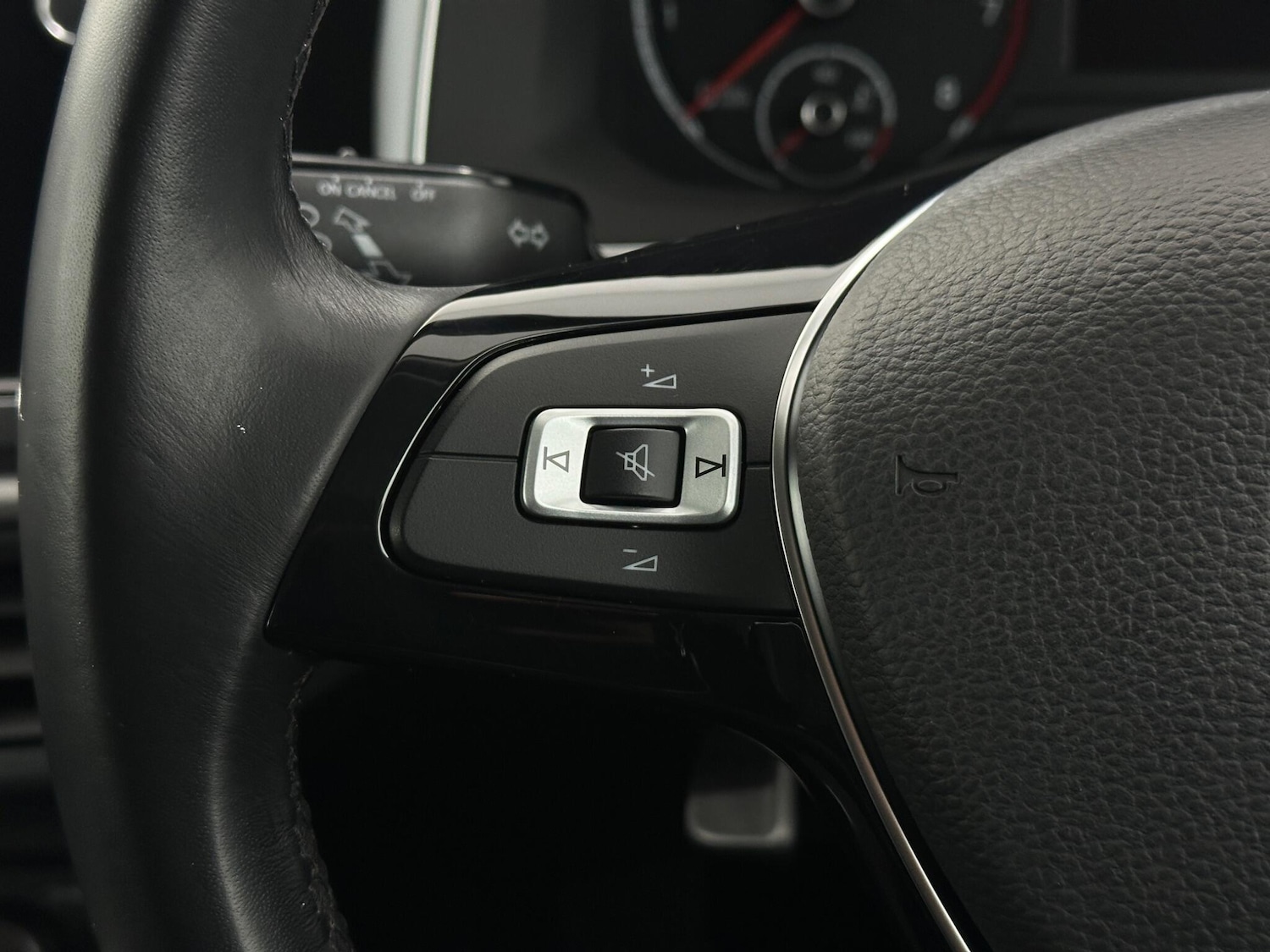 Used Volkswagen Polo 2019 for sale - 77304997: Photo 15