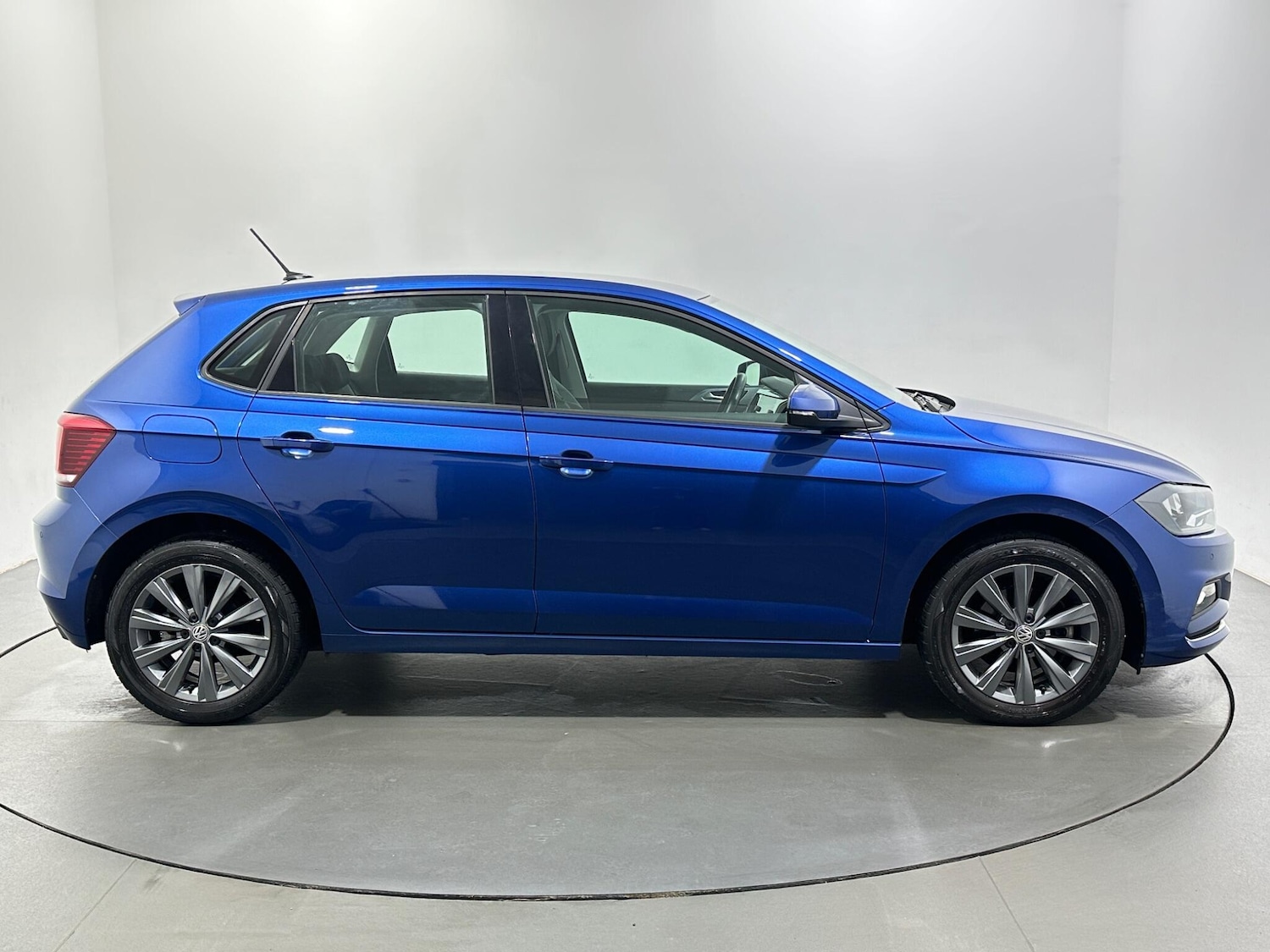 Used Volkswagen Polo 2019 for sale - 77304997: Photo 9