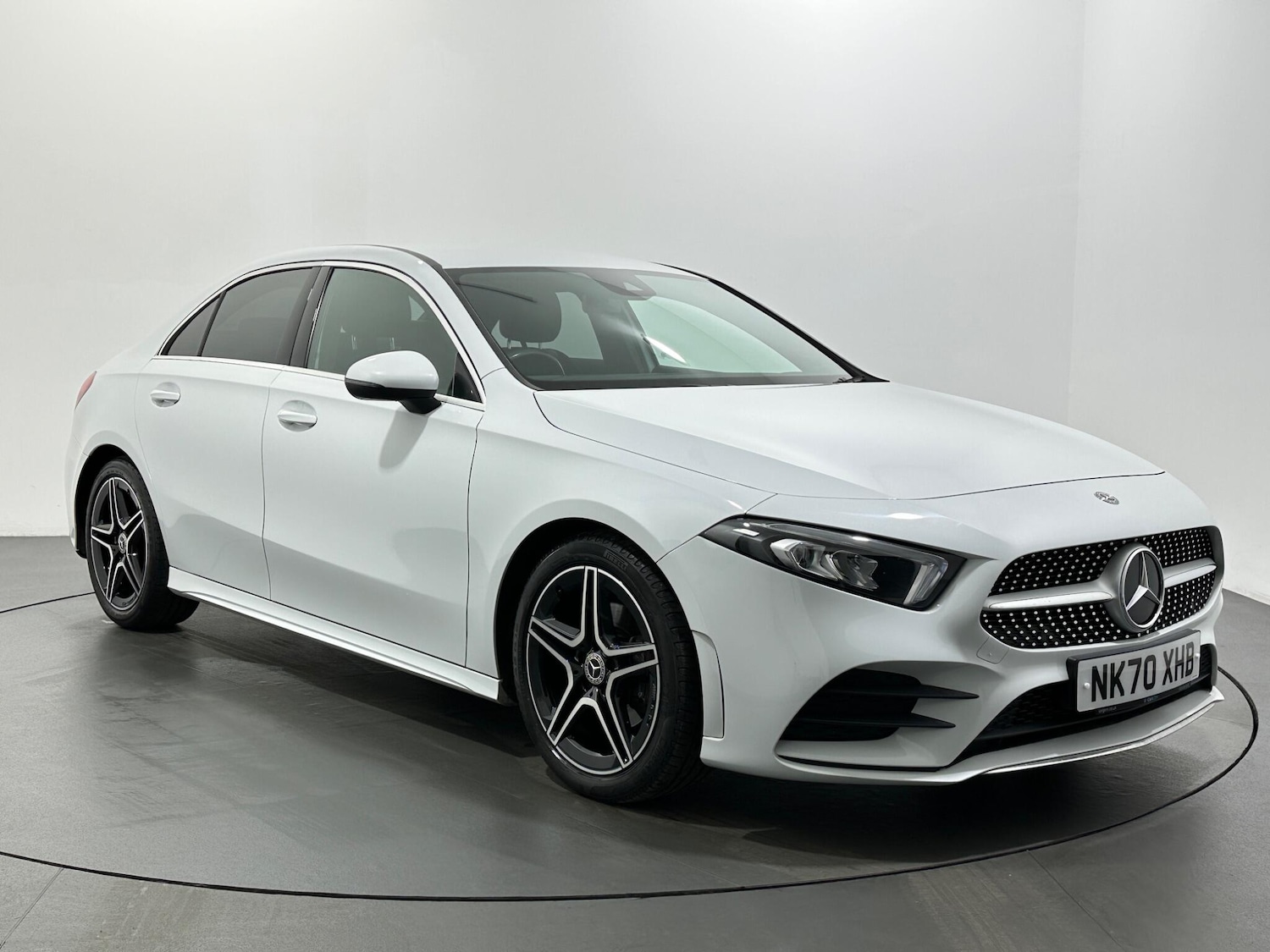 Used Mercedes-Benz A-Class 2020 for sale - 76878812: Photo 1