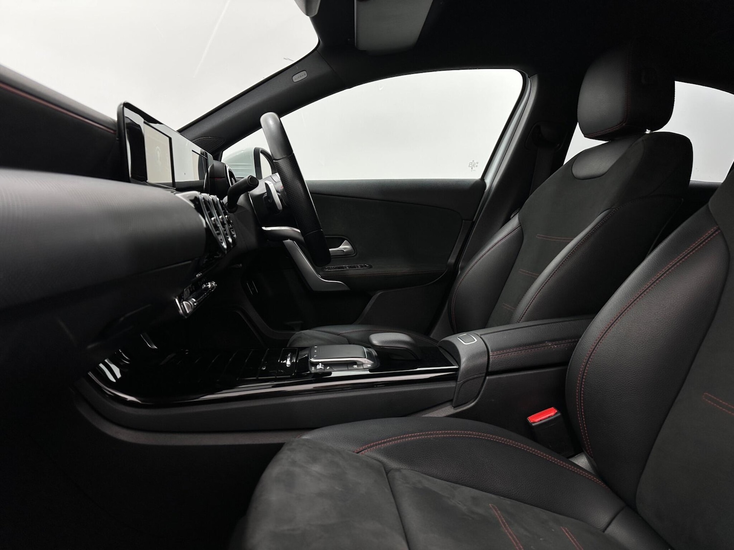 Used Mercedes-Benz A-Class 2020 for sale - 76878812: Photo 32