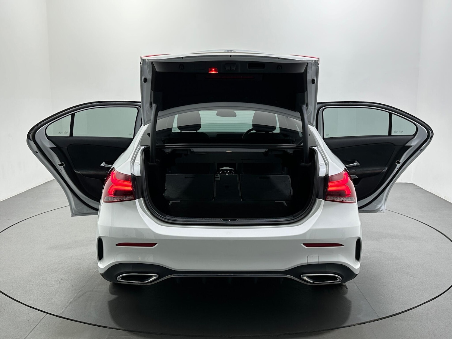 Used Mercedes-Benz A-Class 2020 for sale - 76878812: Photo 42