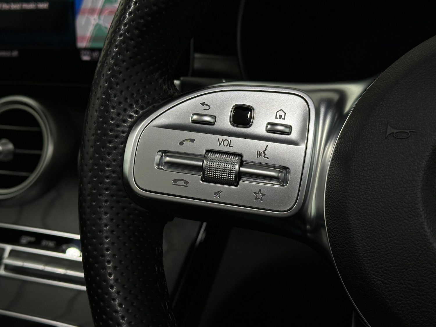 Used Mercedes-Benz C Class 2019 for sale - 76878556: Photo 14