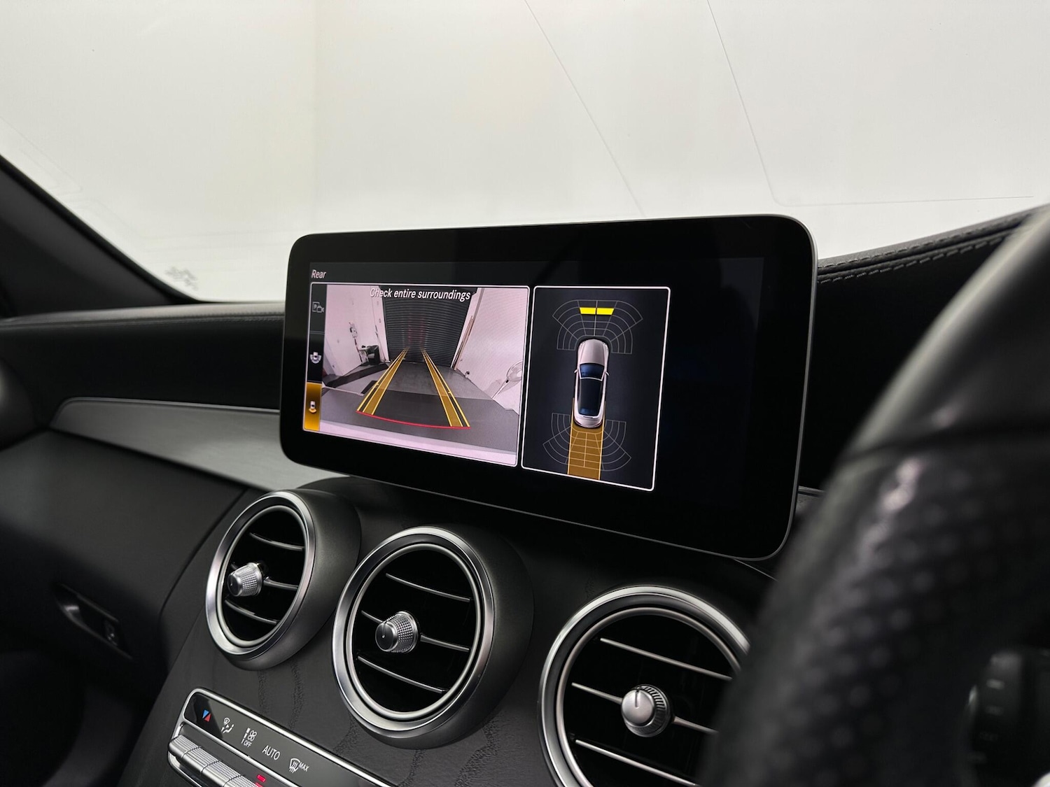 Used Mercedes-Benz C Class 2019 for sale - 76878556: Photo 25