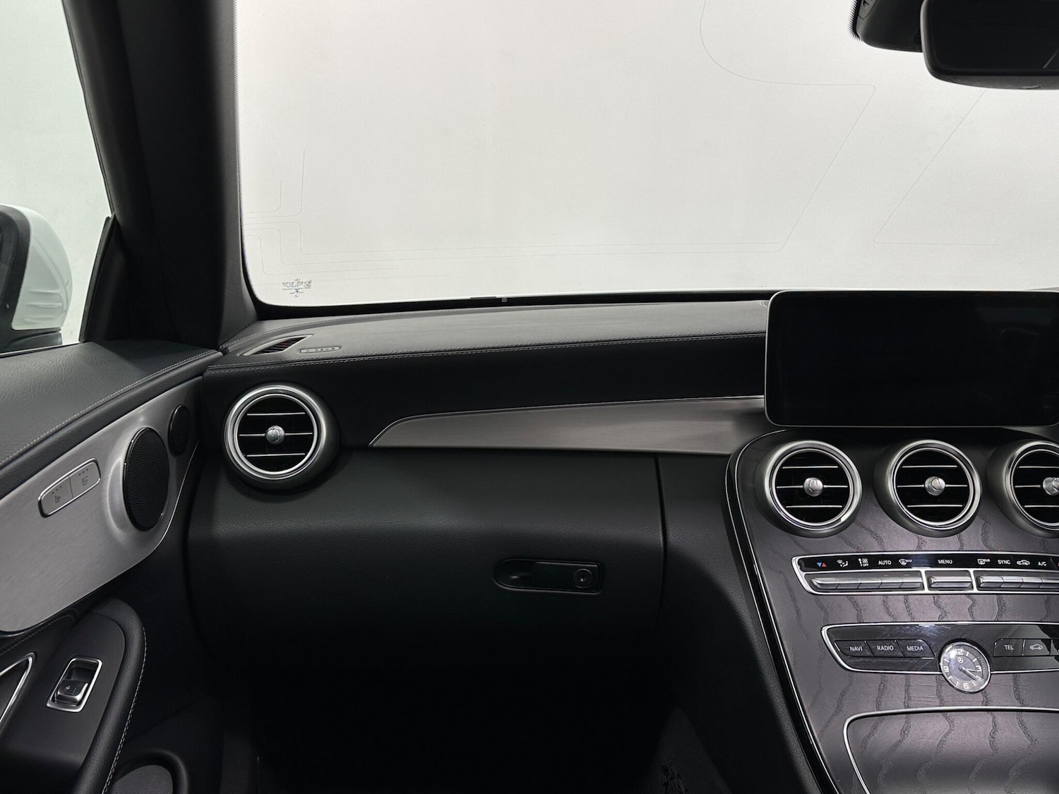 Used Mercedes-Benz C Class 2019 for sale - 76878556: Photo 31