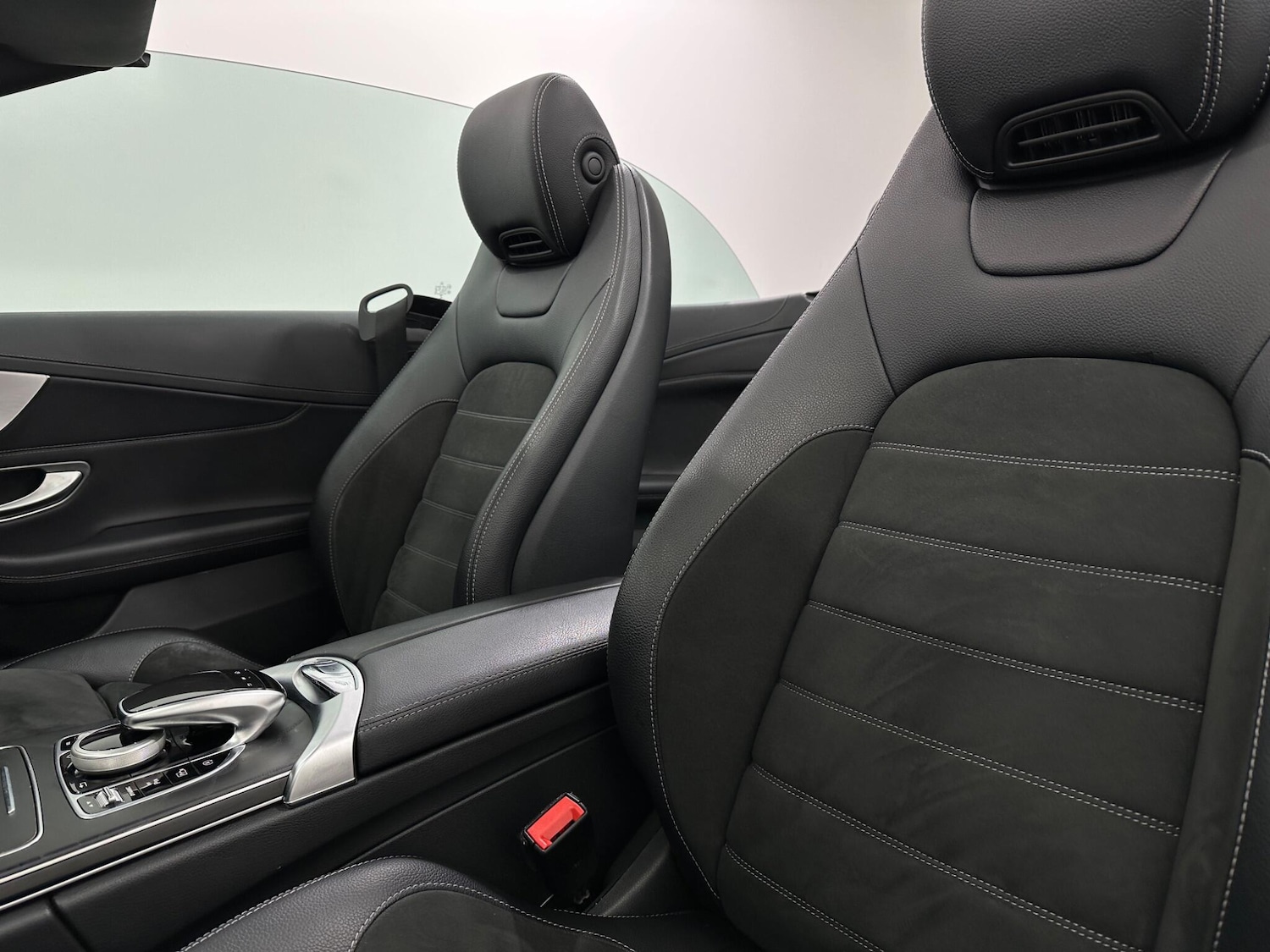 Used Mercedes-Benz C Class 2019 for sale - 76878556: Photo 38