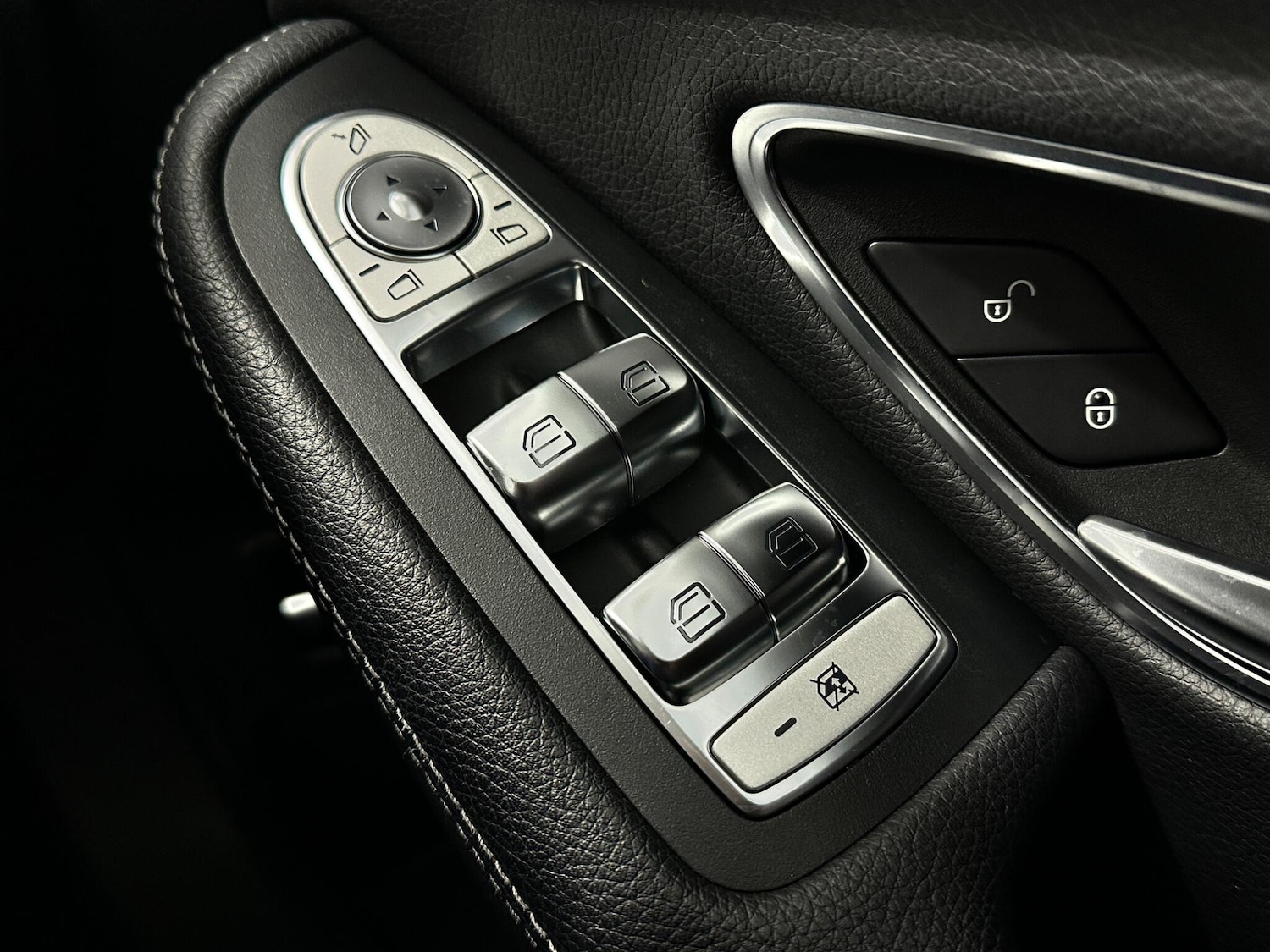 Used Mercedes-Benz C Class 2019 for sale - 77892699: Photo 19