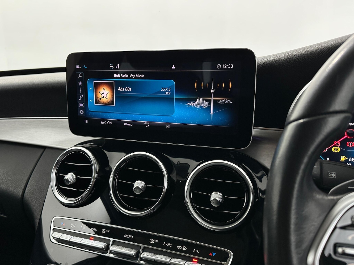 Used Mercedes-Benz C Class 2019 for sale - 77892699: Photo 29