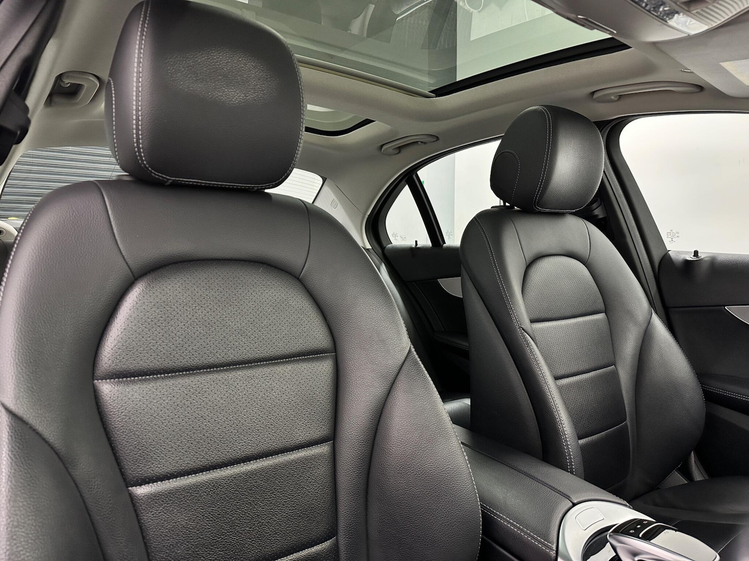 Used Mercedes-Benz C Class 2019 for sale - 77892699: Photo 36