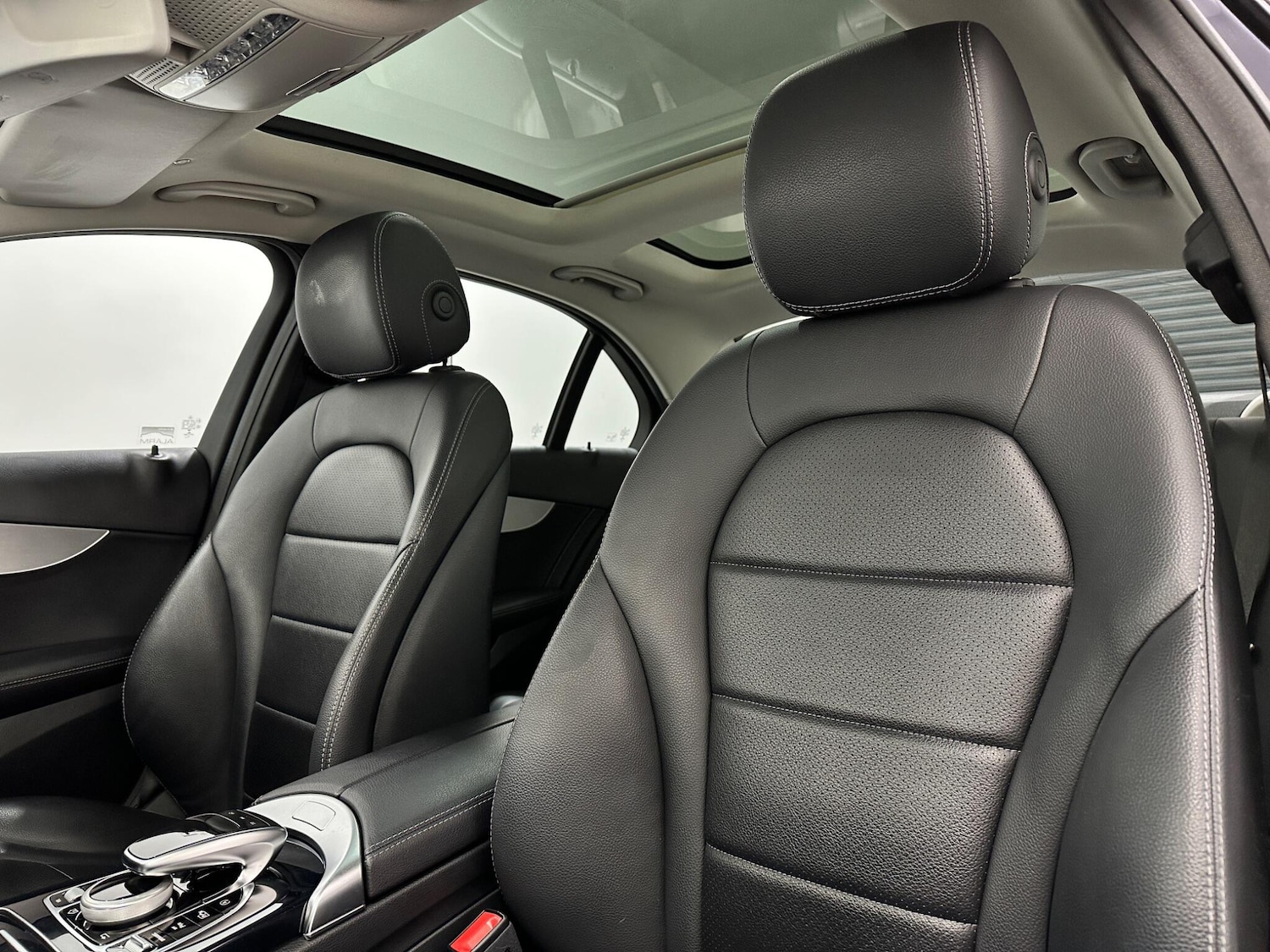 Used Mercedes-Benz C Class 2019 for sale - 77892699: Photo 39