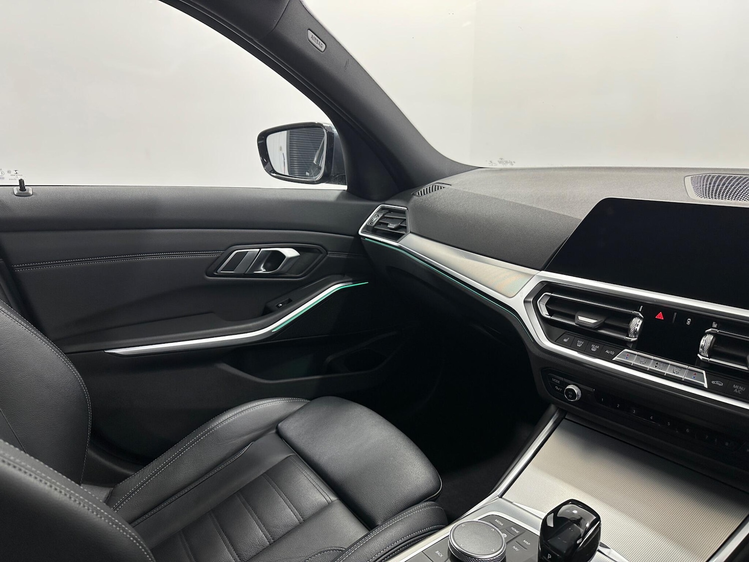 Used BMW 3 Series 2021 for sale - 76878592: Photo 27