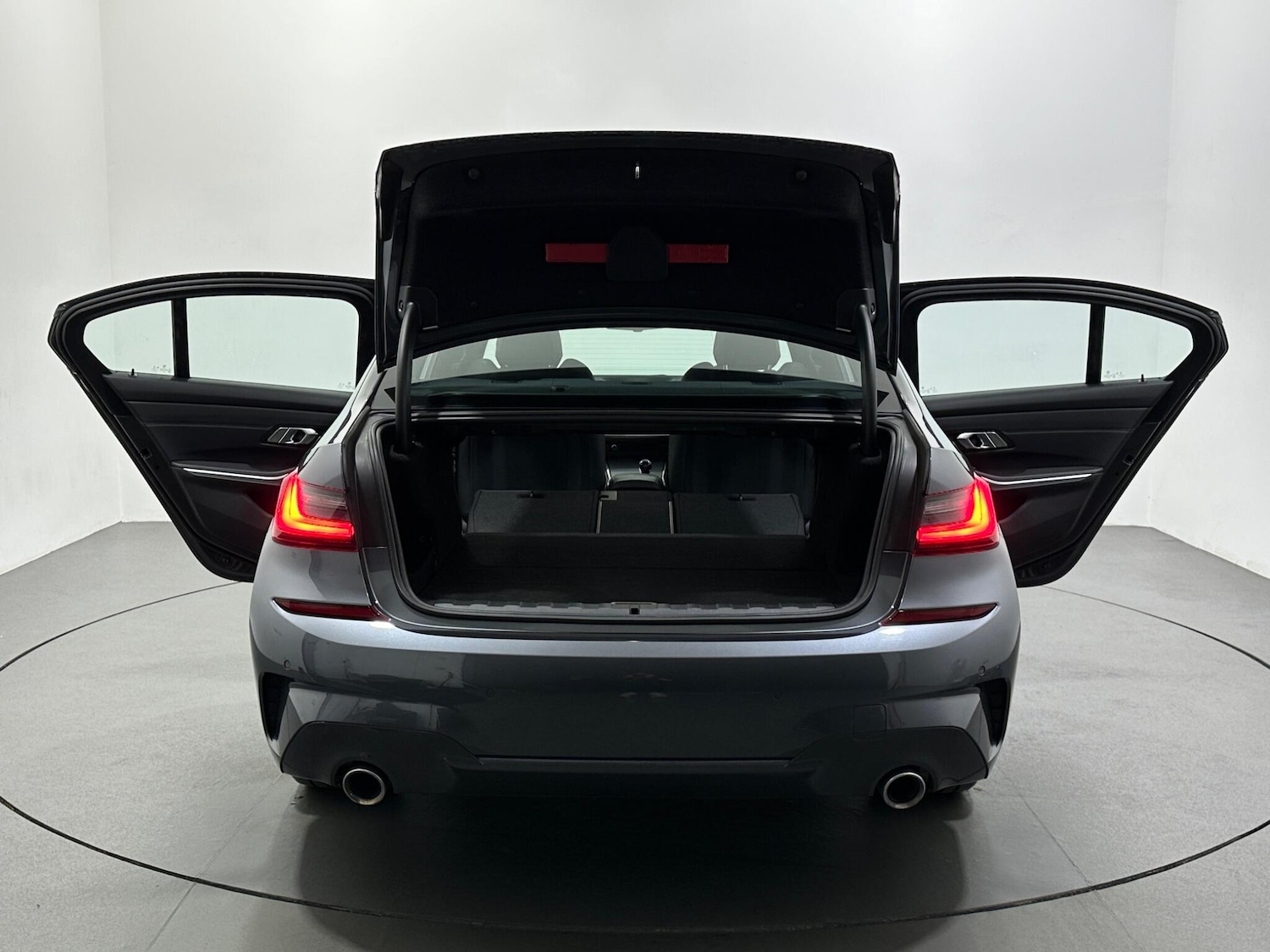 Used BMW 3 Series 2021 for sale - 76878592: Photo 46