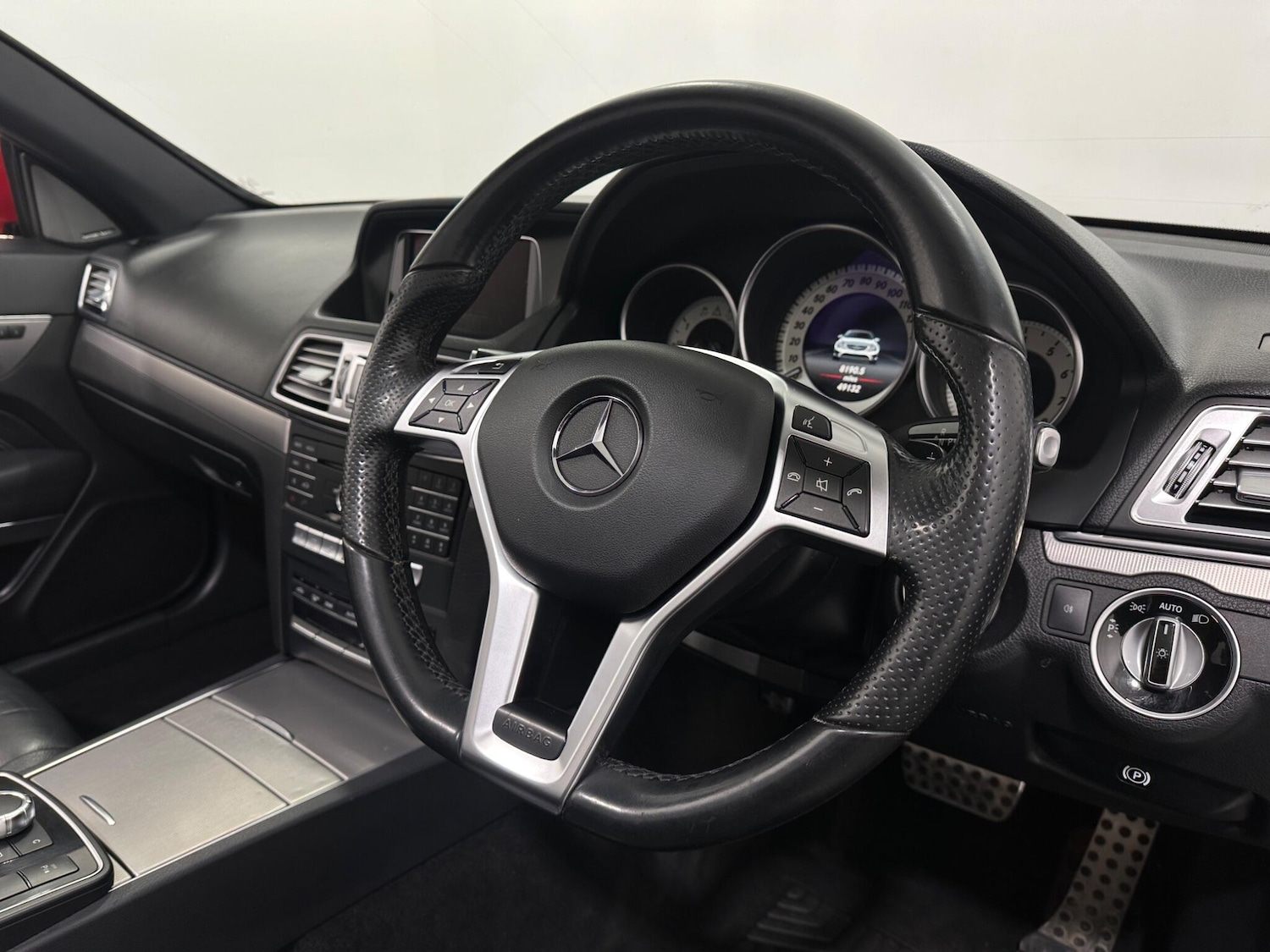 Used Mercedes-Benz E Class 2016 for sale - 76878965: Photo 10