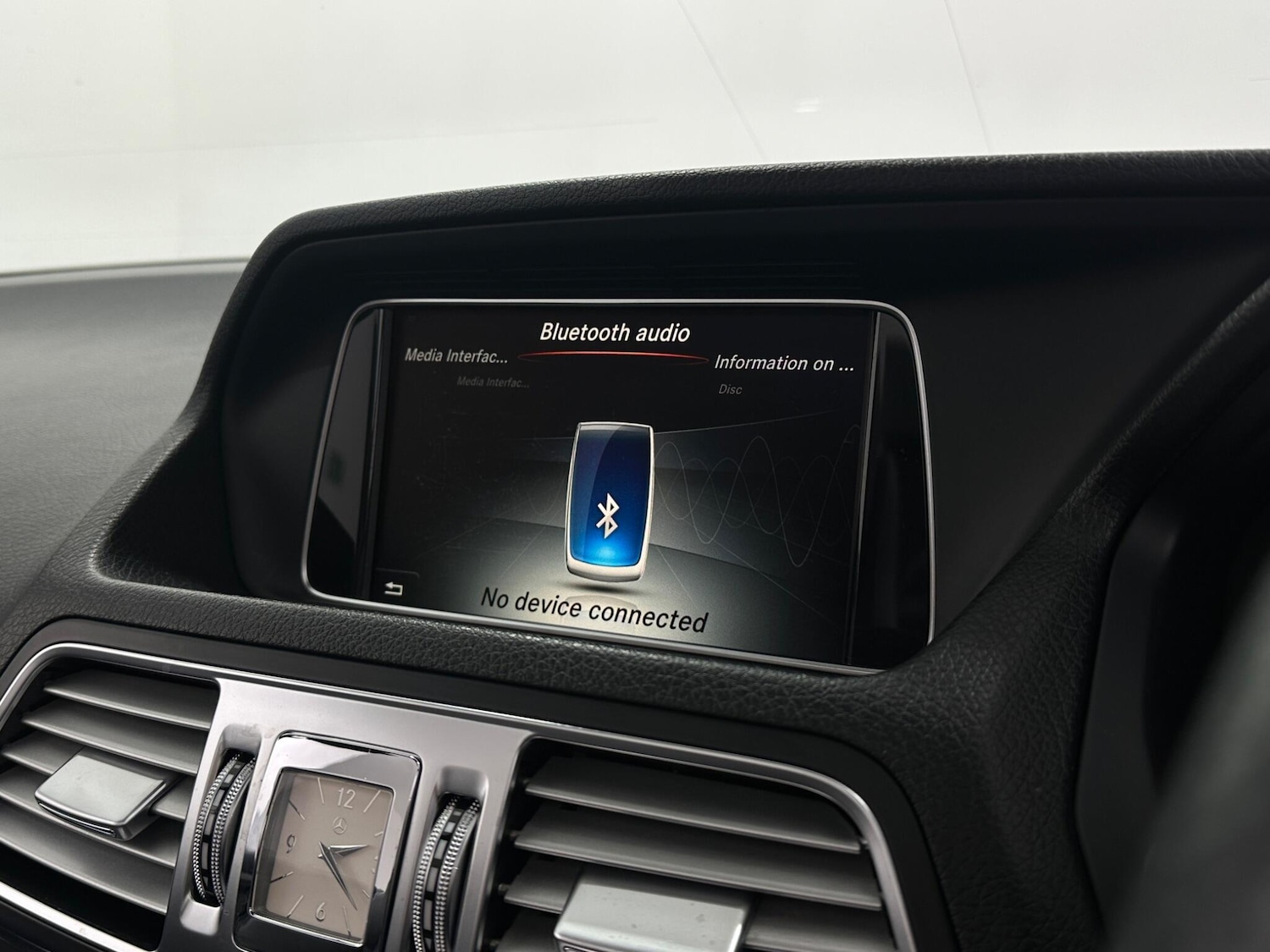 Used Mercedes-Benz E Class 2016 for sale - 76878965: Photo 25