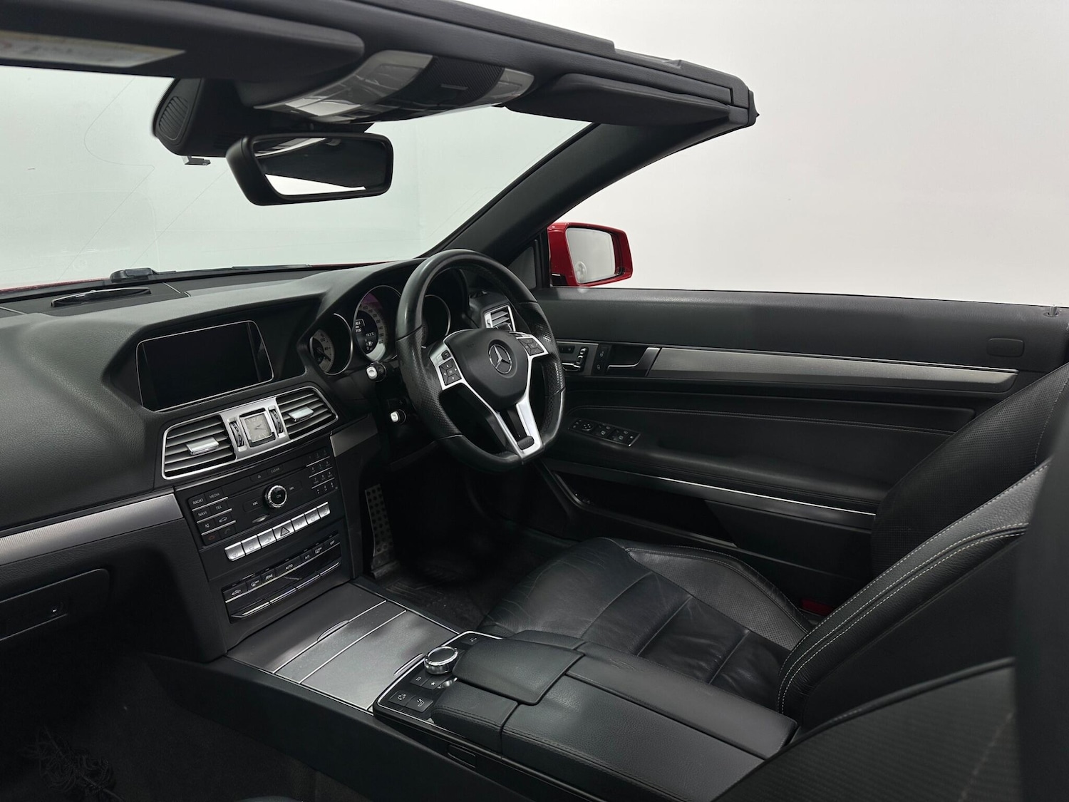 Used Mercedes-Benz E Class 2016 for sale - 76878965: Photo 29