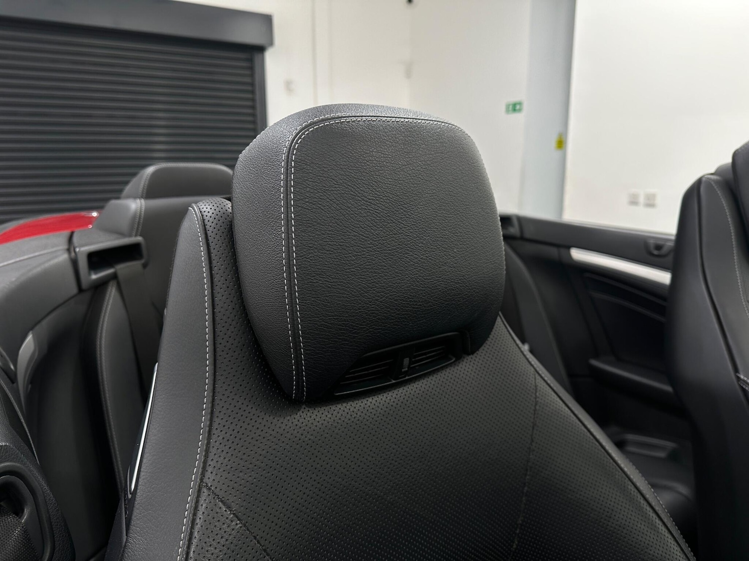 Used Mercedes-Benz E Class 2016 for sale - 76878965: Photo 32