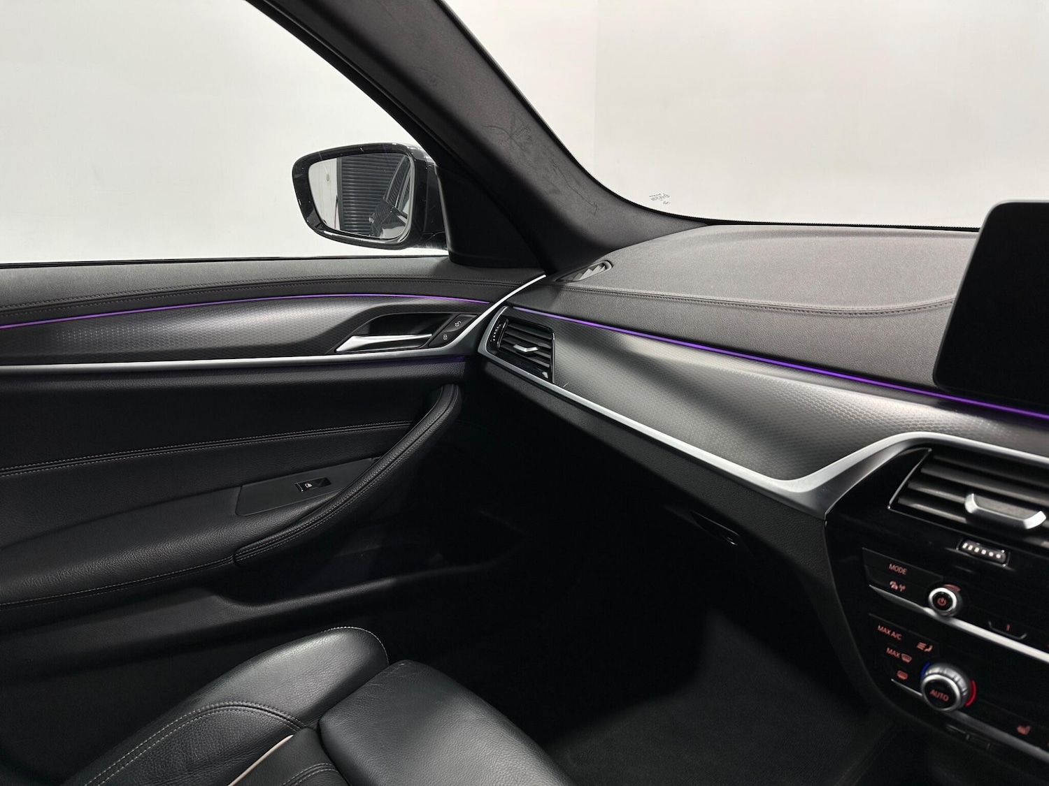 Used BMW 5 Series 2021 for sale - 76878950: Photo 27