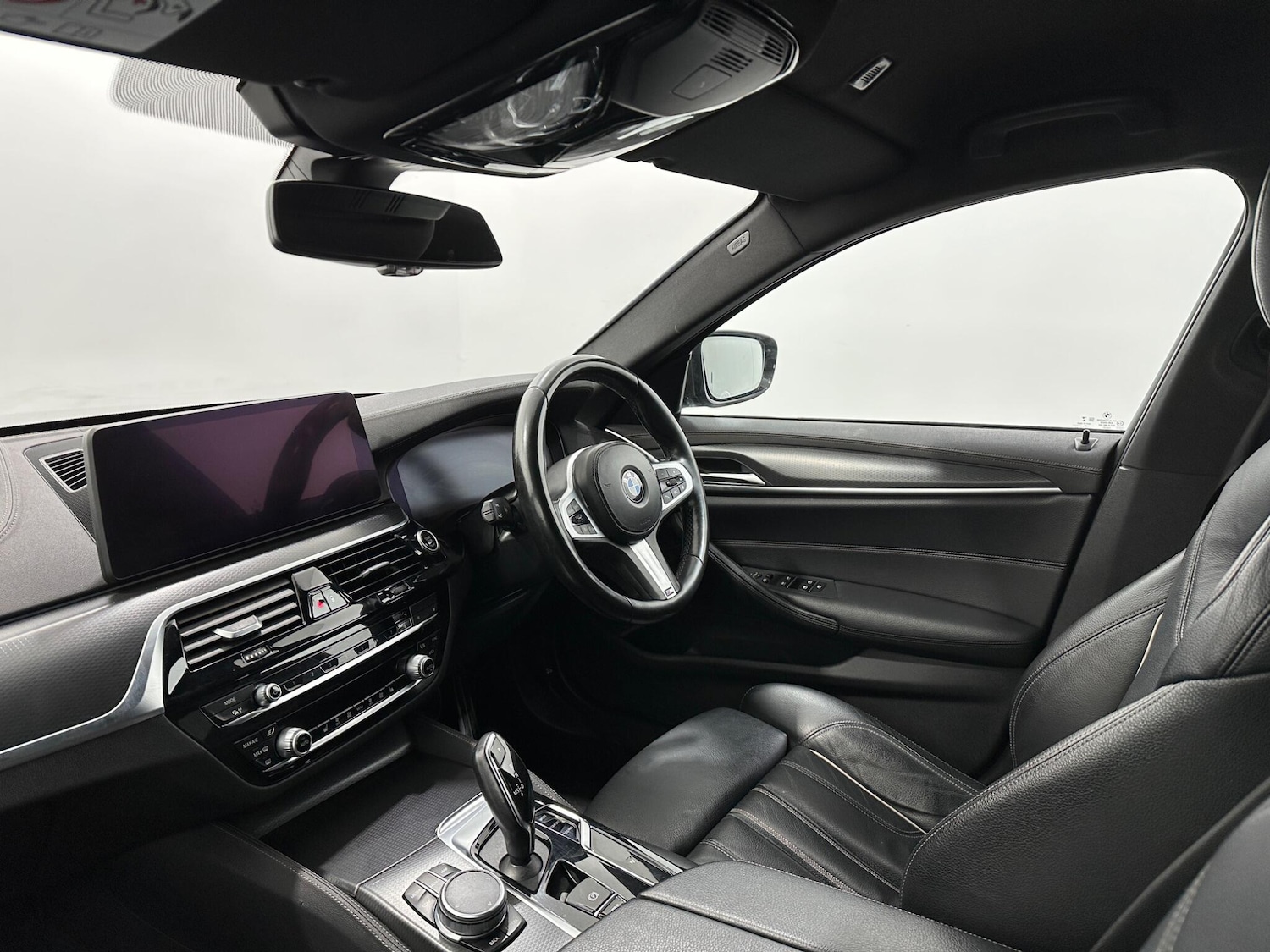 Used BMW 5 Series 2021 for sale - 76878950: Photo 30