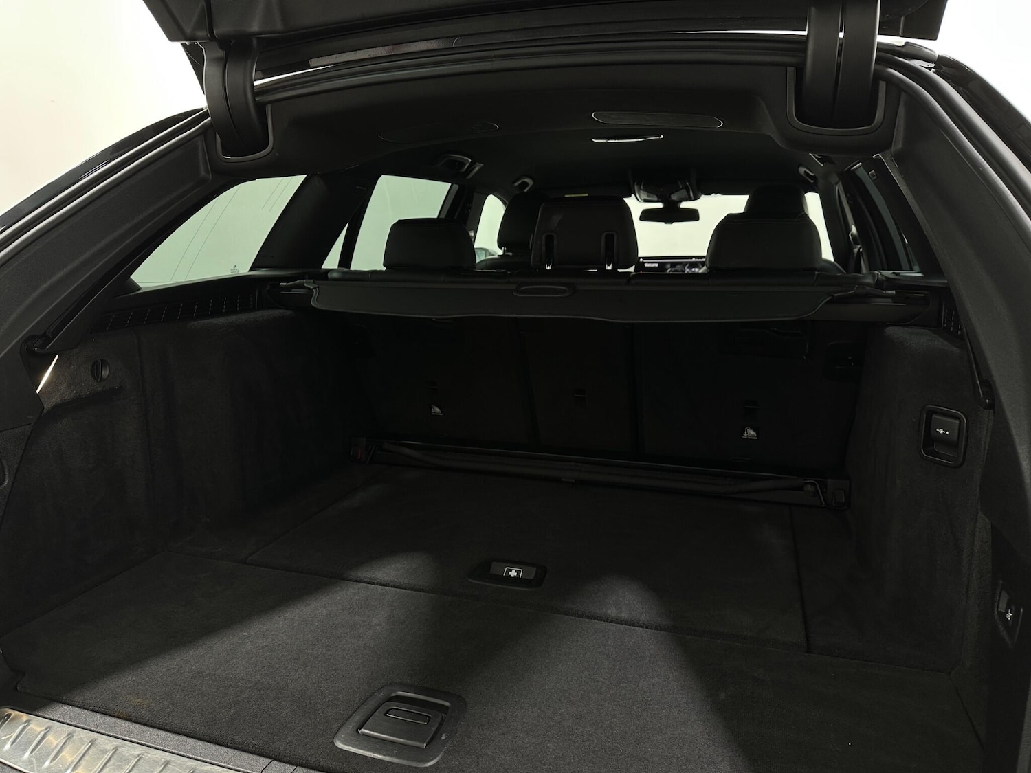 Used BMW 5 Series 2021 for sale - 76878950: Photo 48