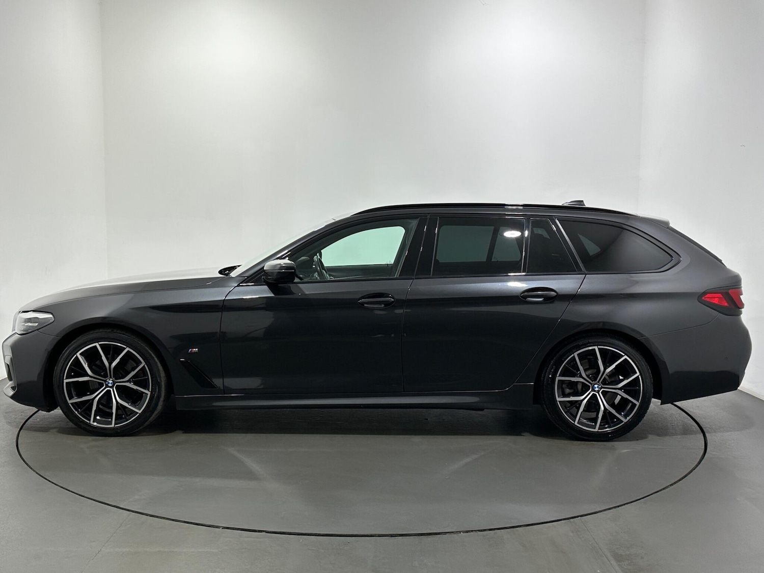 Used BMW 5 Series 2021 for sale - 76878950: Photo 5